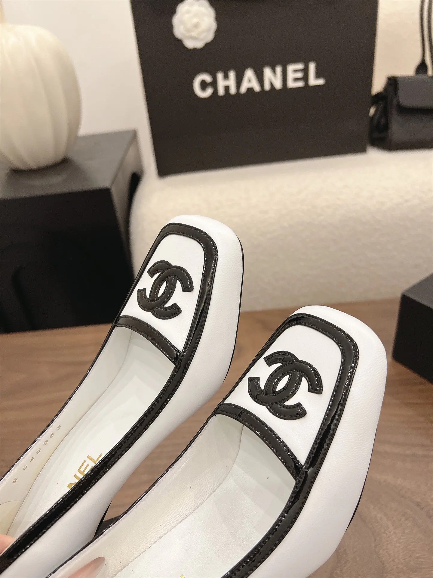Women's Heels CHANEL 17802885