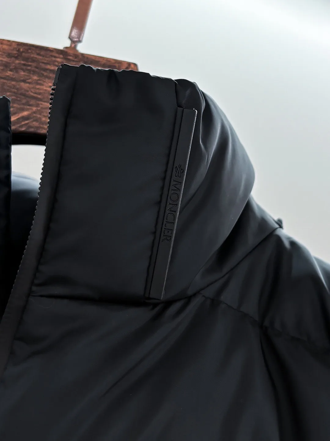 Жилеты Мужские Moncler 18596635