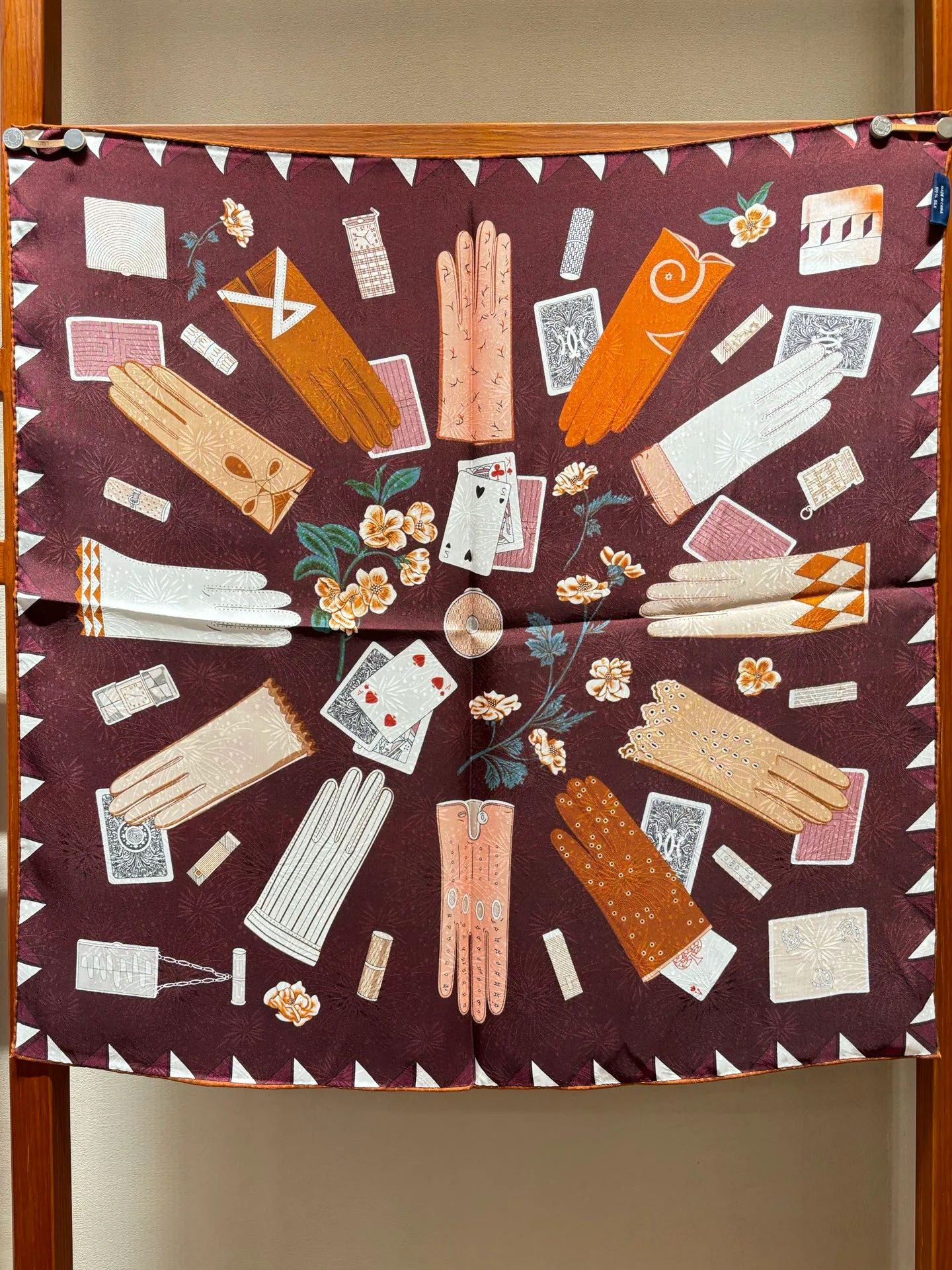 Silk Scarves HERMES 18093550
