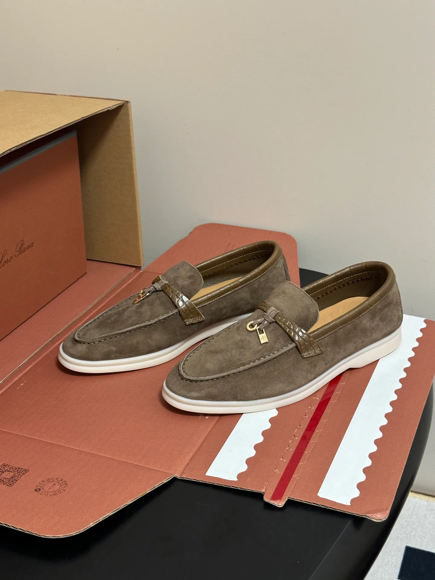 Women's Loafers And Moccasins LORO PIANA 18322947