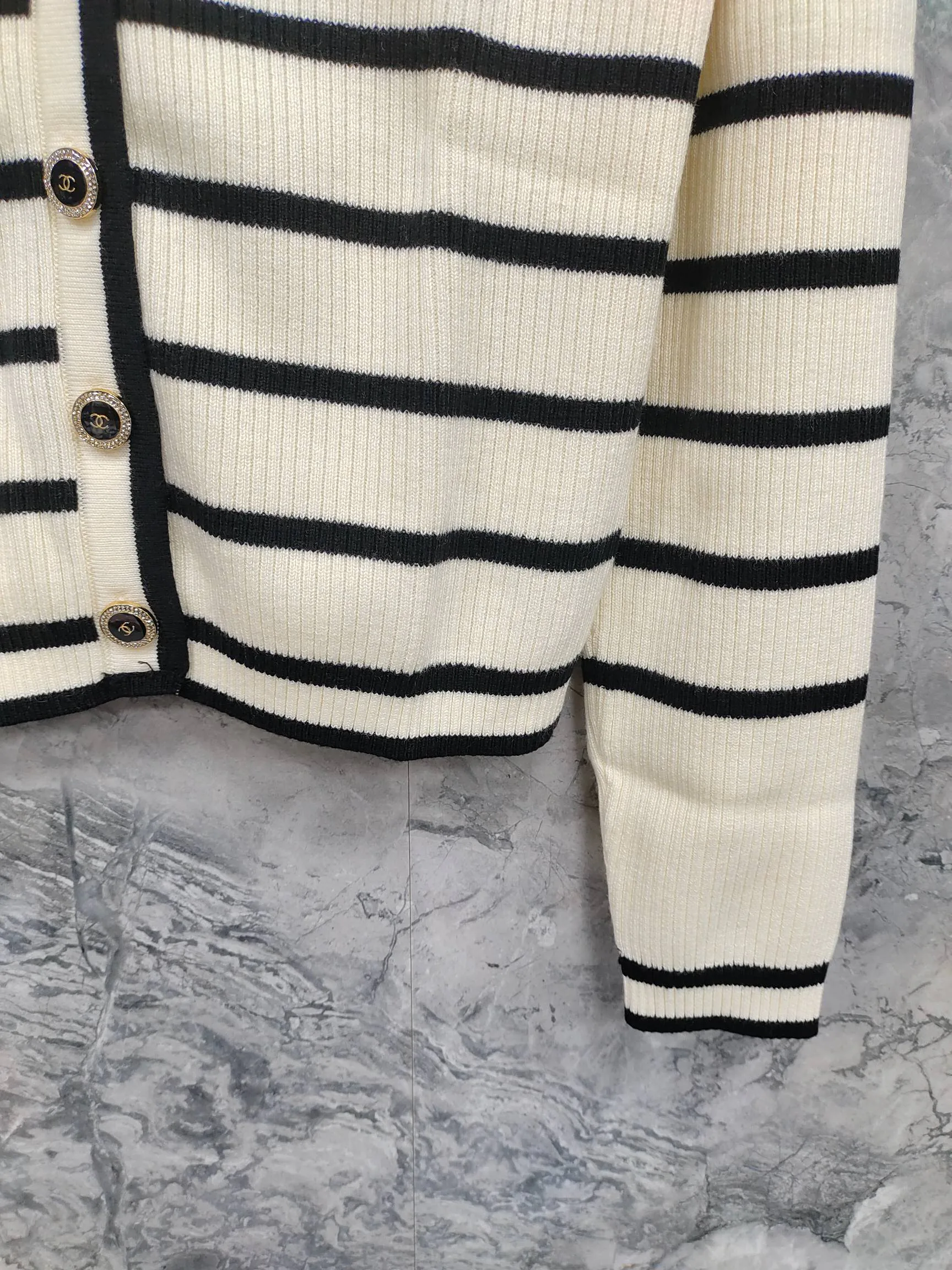 Women's Jumpers And Sweaters CHANEL 18337844