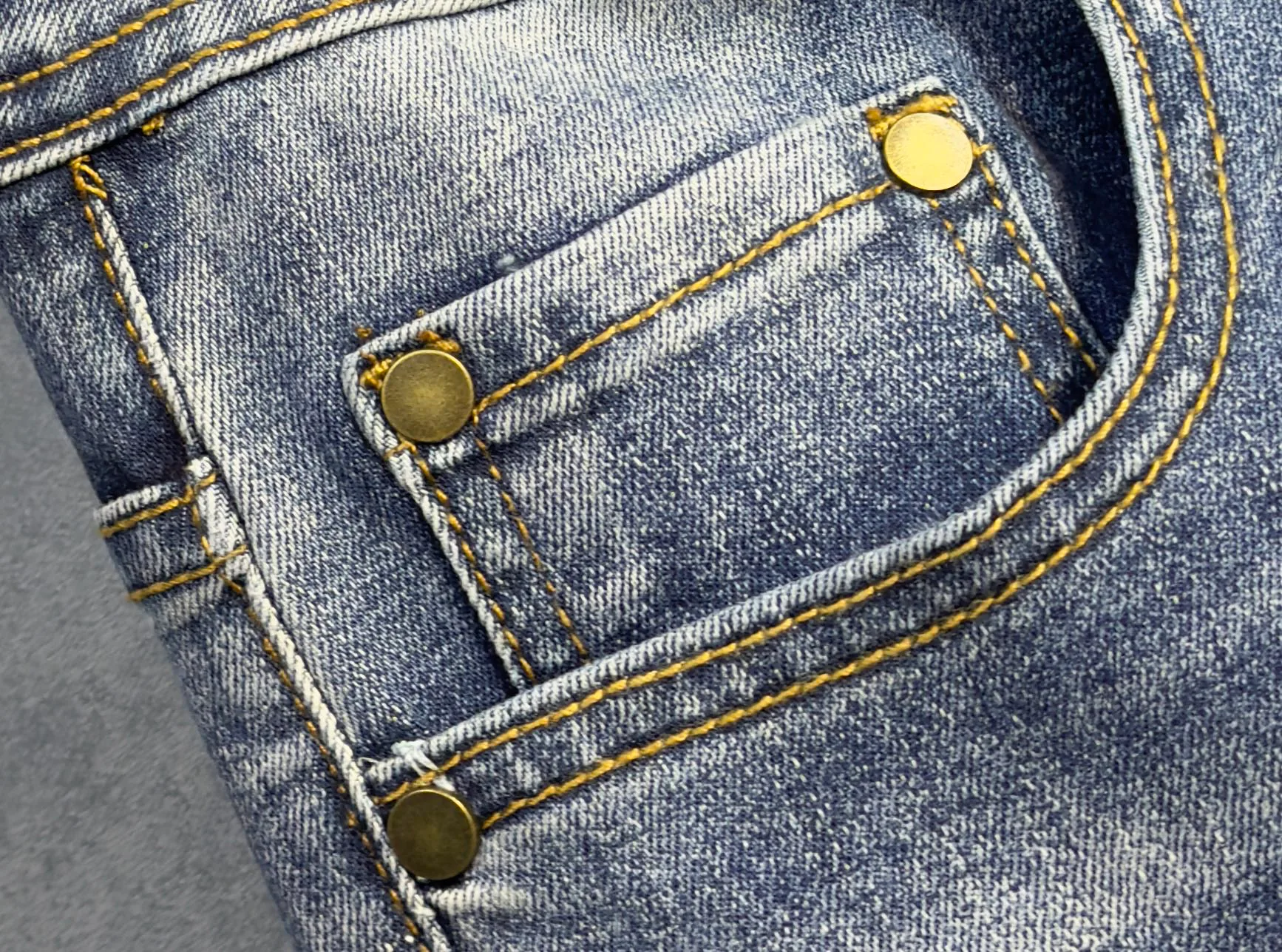 Men's Jeans BURBERRY 18098396