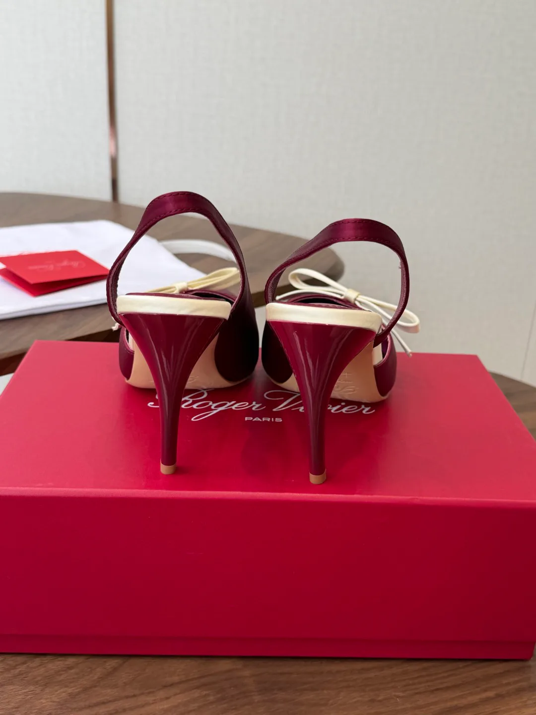 Women's Open-Toe Sandals ROGER VIVIER 17461343