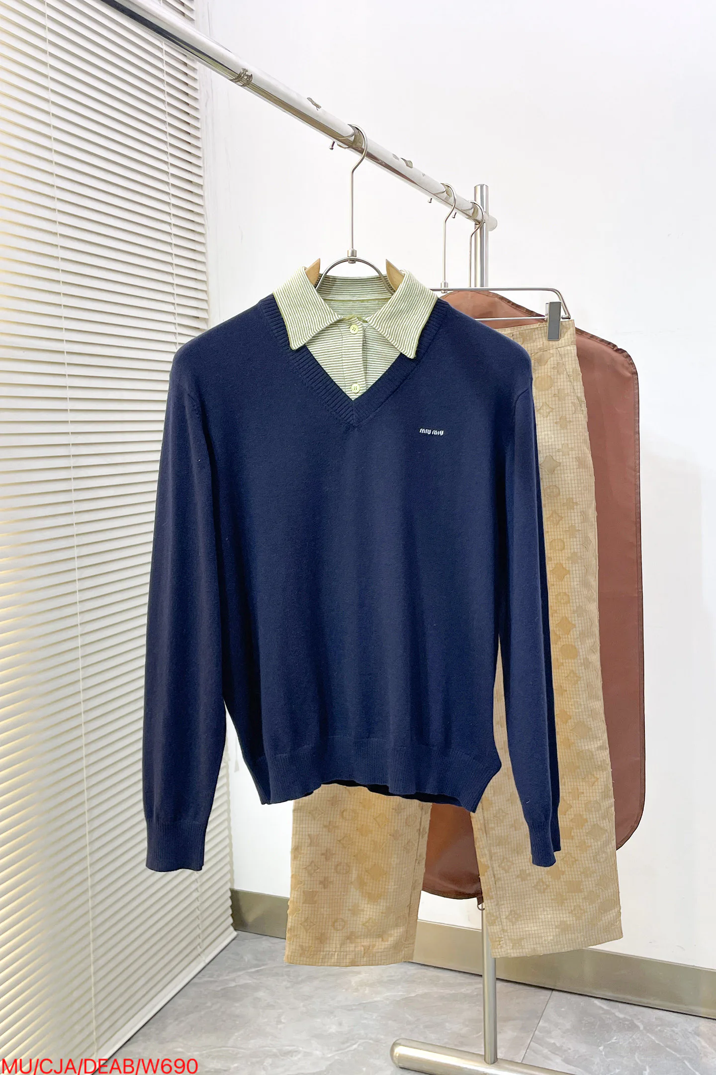 Men's Jumpers And Sweaters MIU MIU 18068564