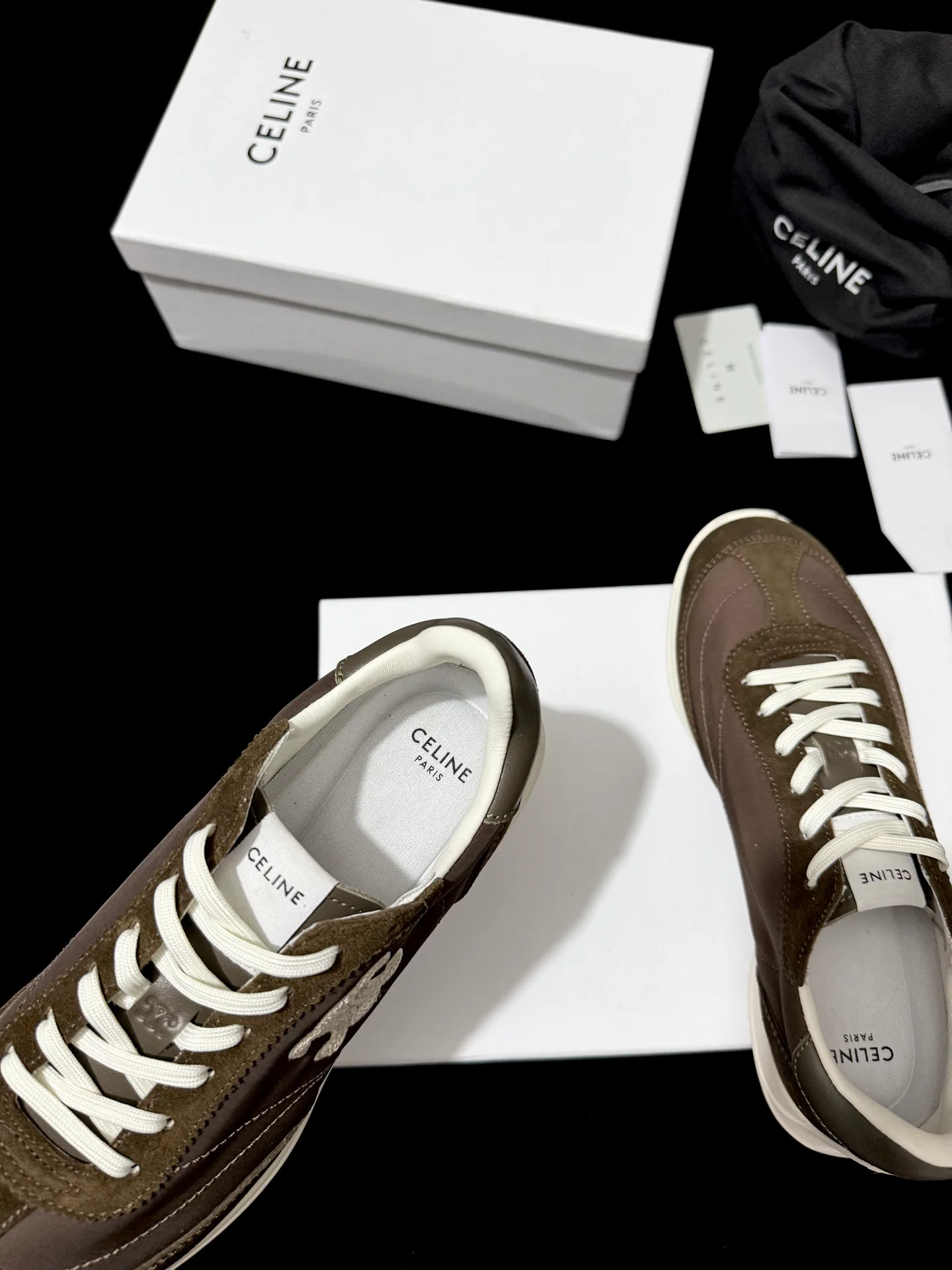 Women's Sneakers CELINE 18110391
