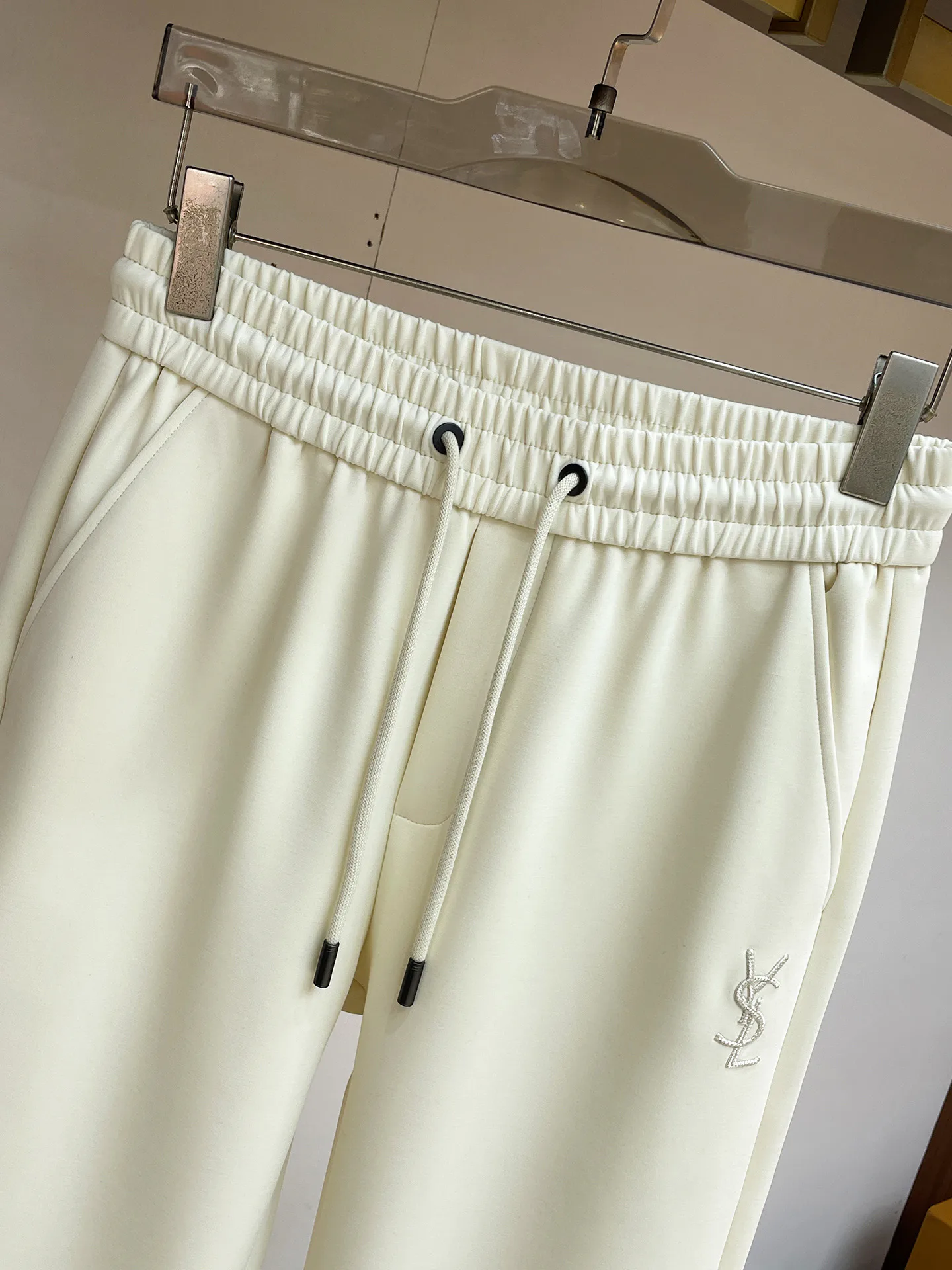 Men's Trousers SAINT LAURENT 18499622