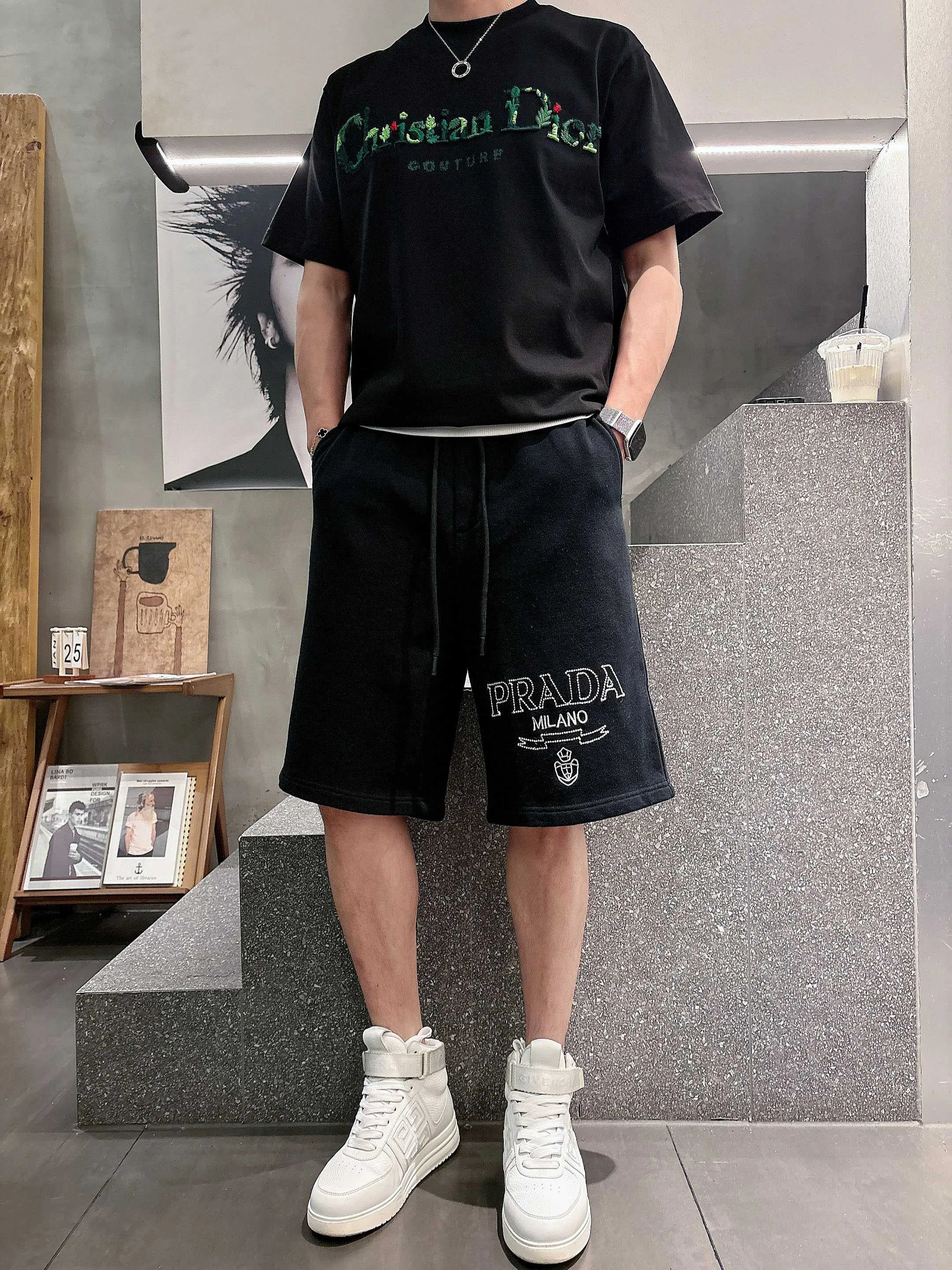Men's Shorts PRADA 17468338