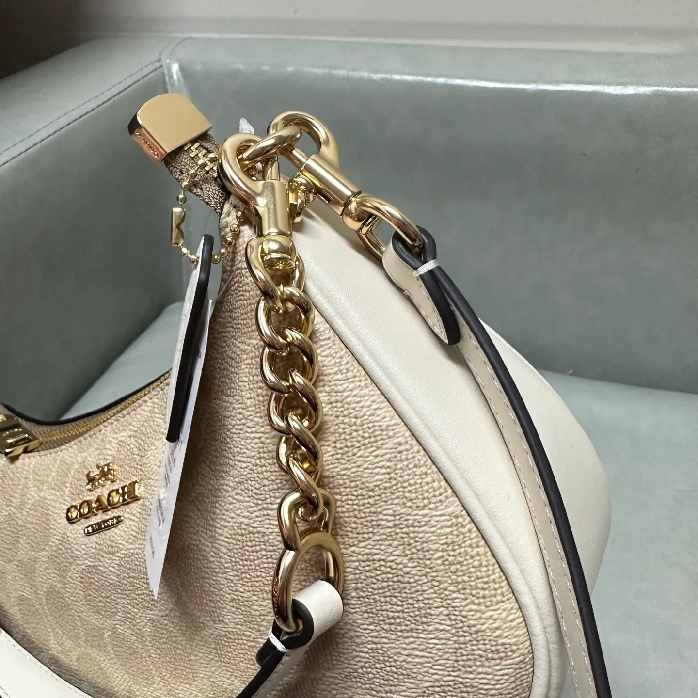 Women's Classic Handbags COACH 17961033