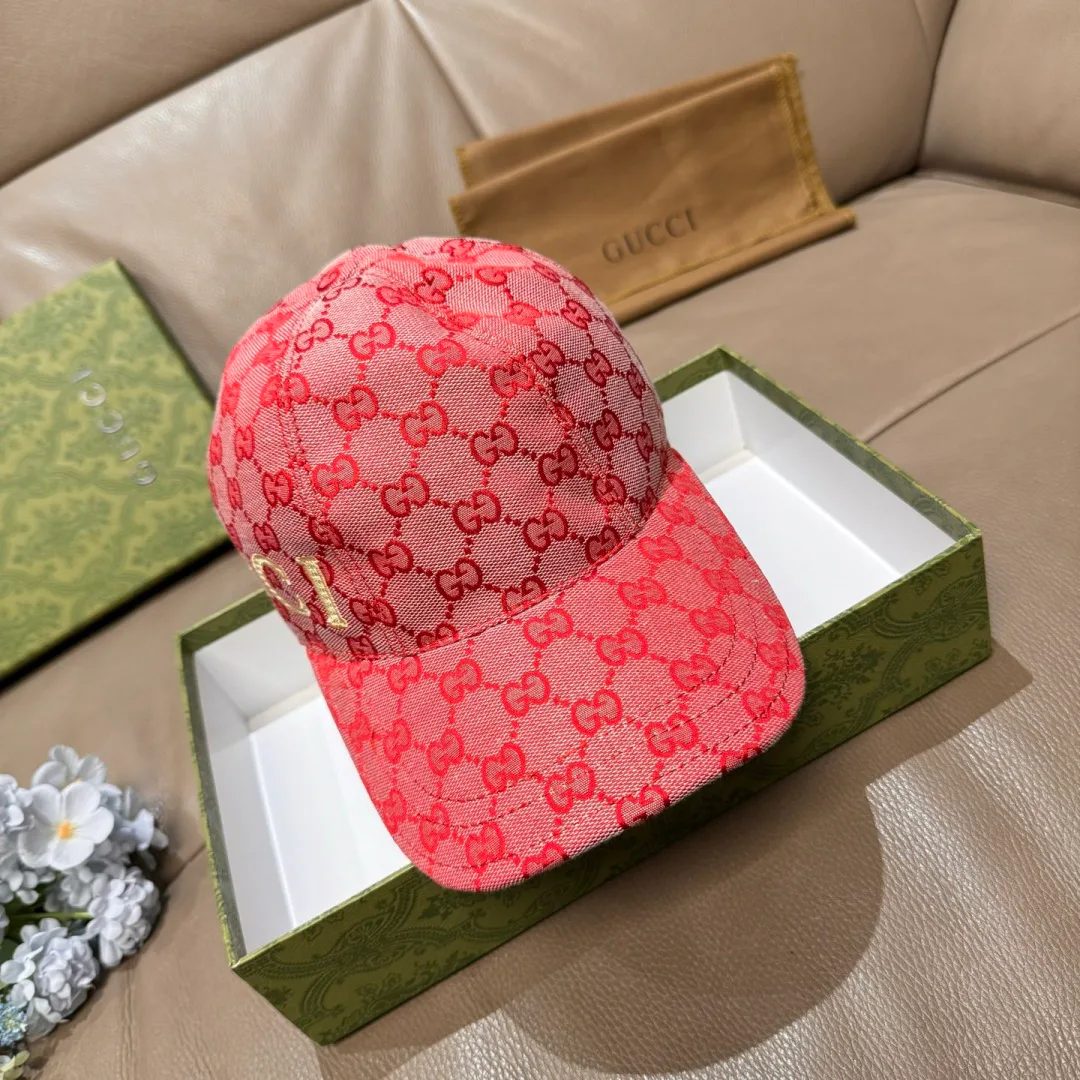 Hats GUCCI 18347091