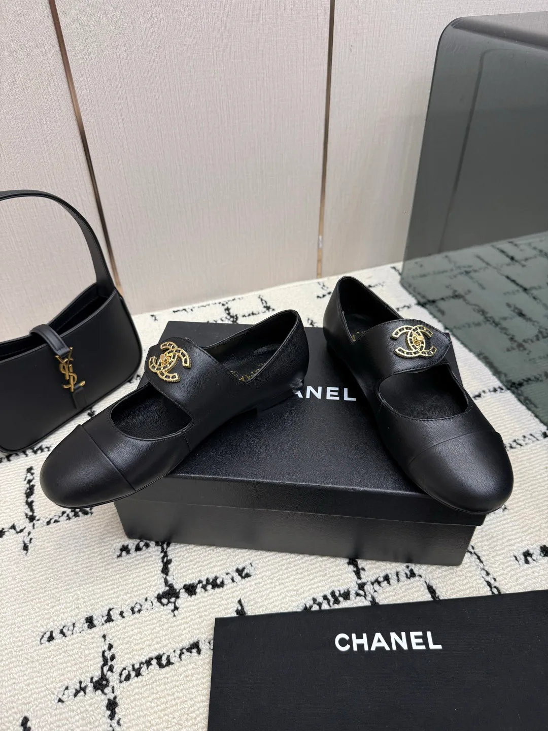 Women's Loafers And Moccasins CHANEL 17827567