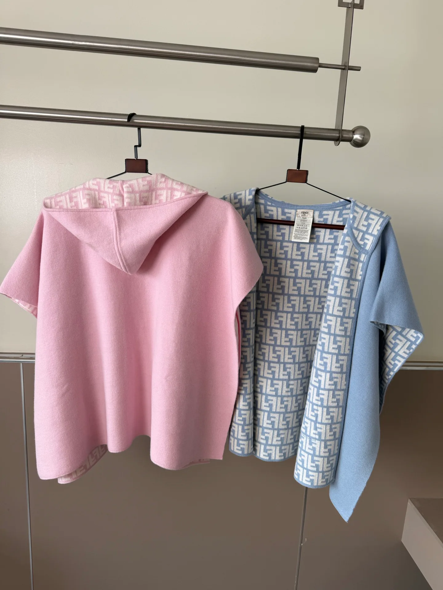 Women's Jumpers And Sweaters FENDI 18003134