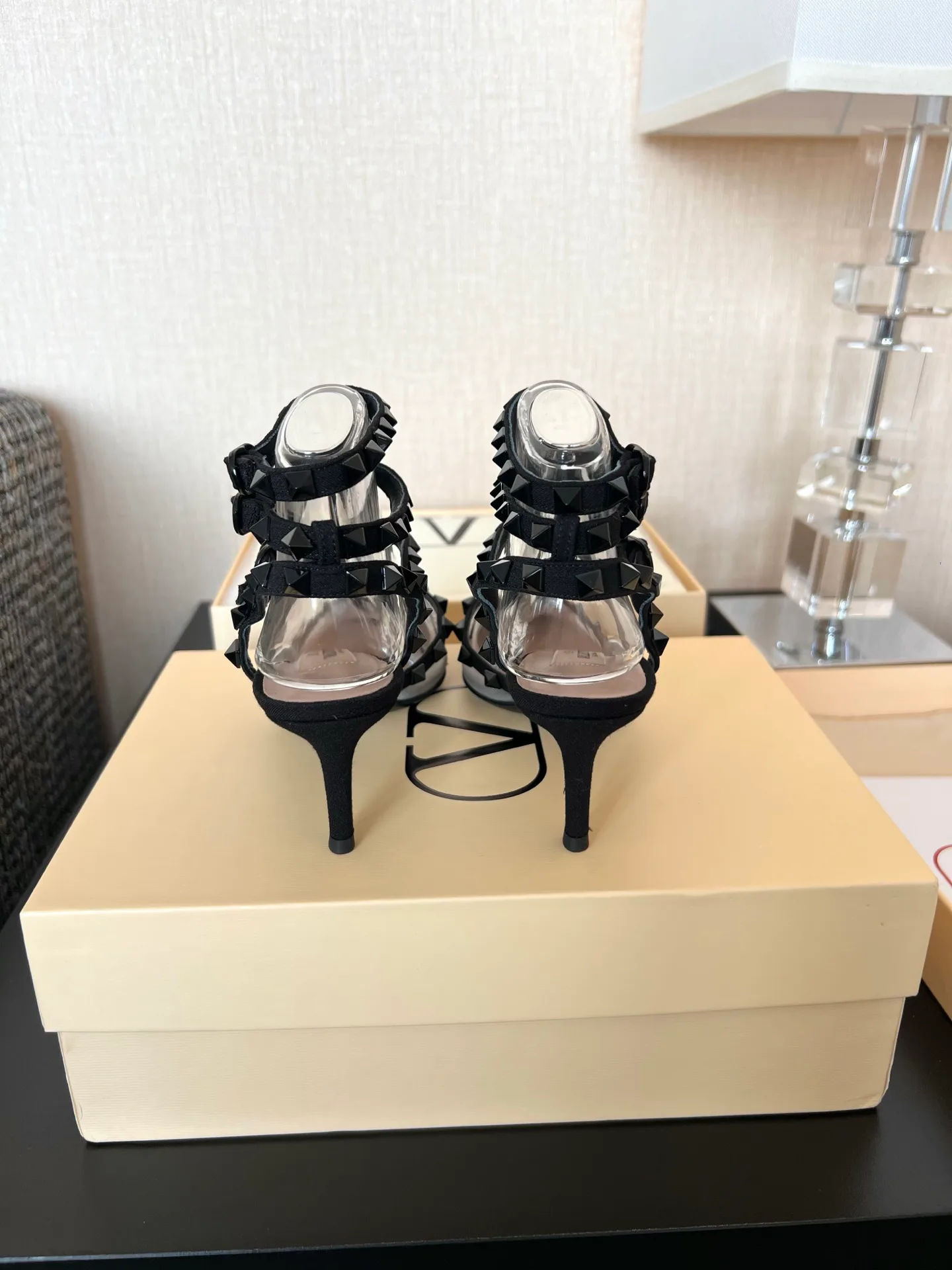 Women's Heels VALENTINO 17480163