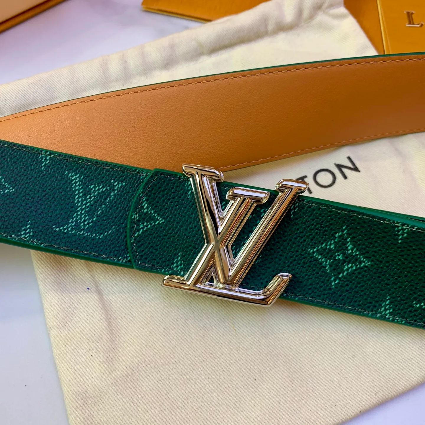 Belts LOUIS VUITTON 17725239