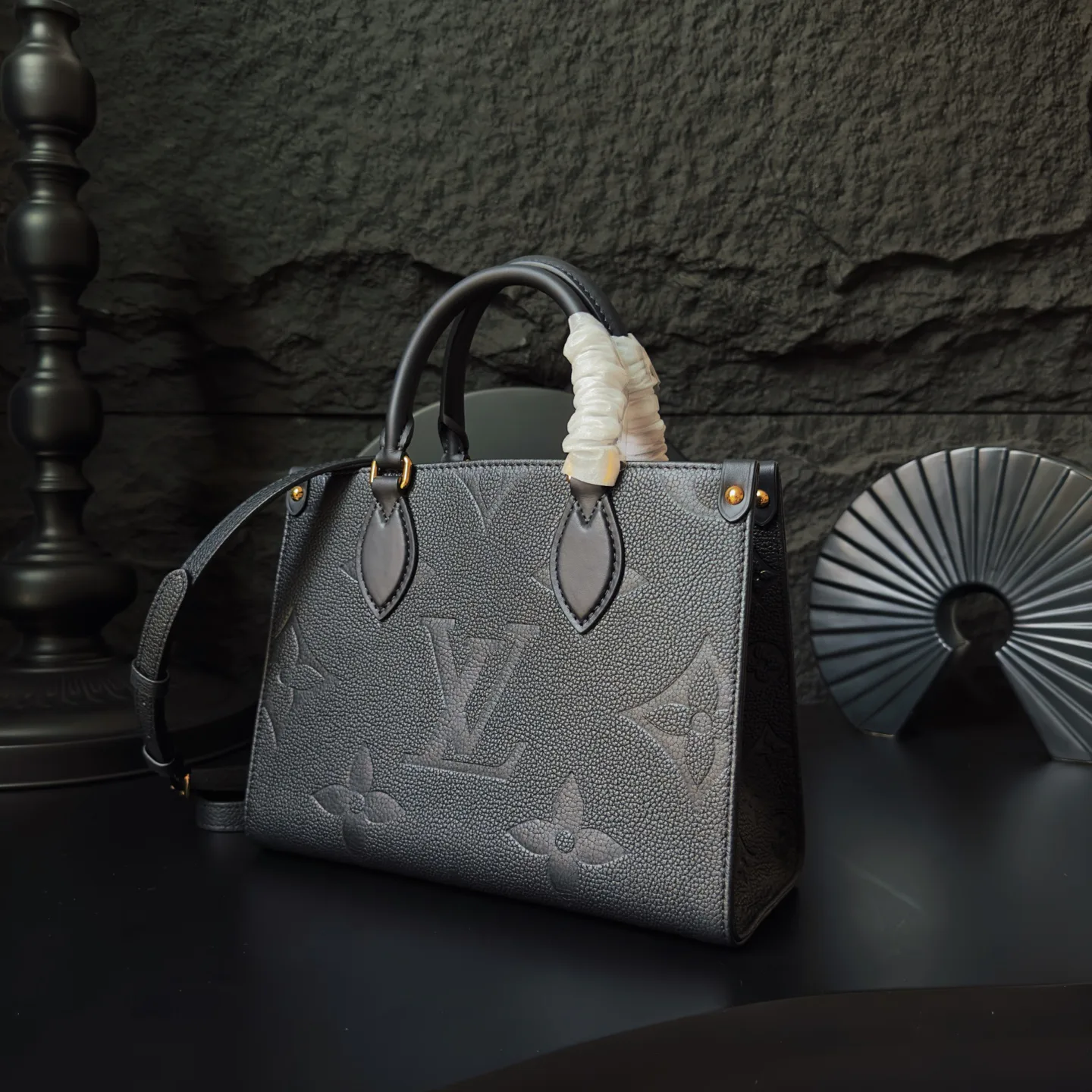Women's Classic Handbags LOUIS VUITTON 17076918