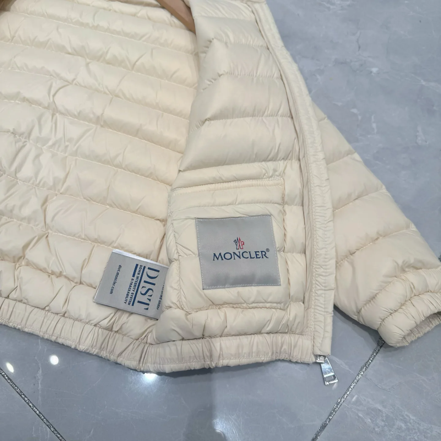 Men's Jackets And Down Jackets MONCLER 18434475