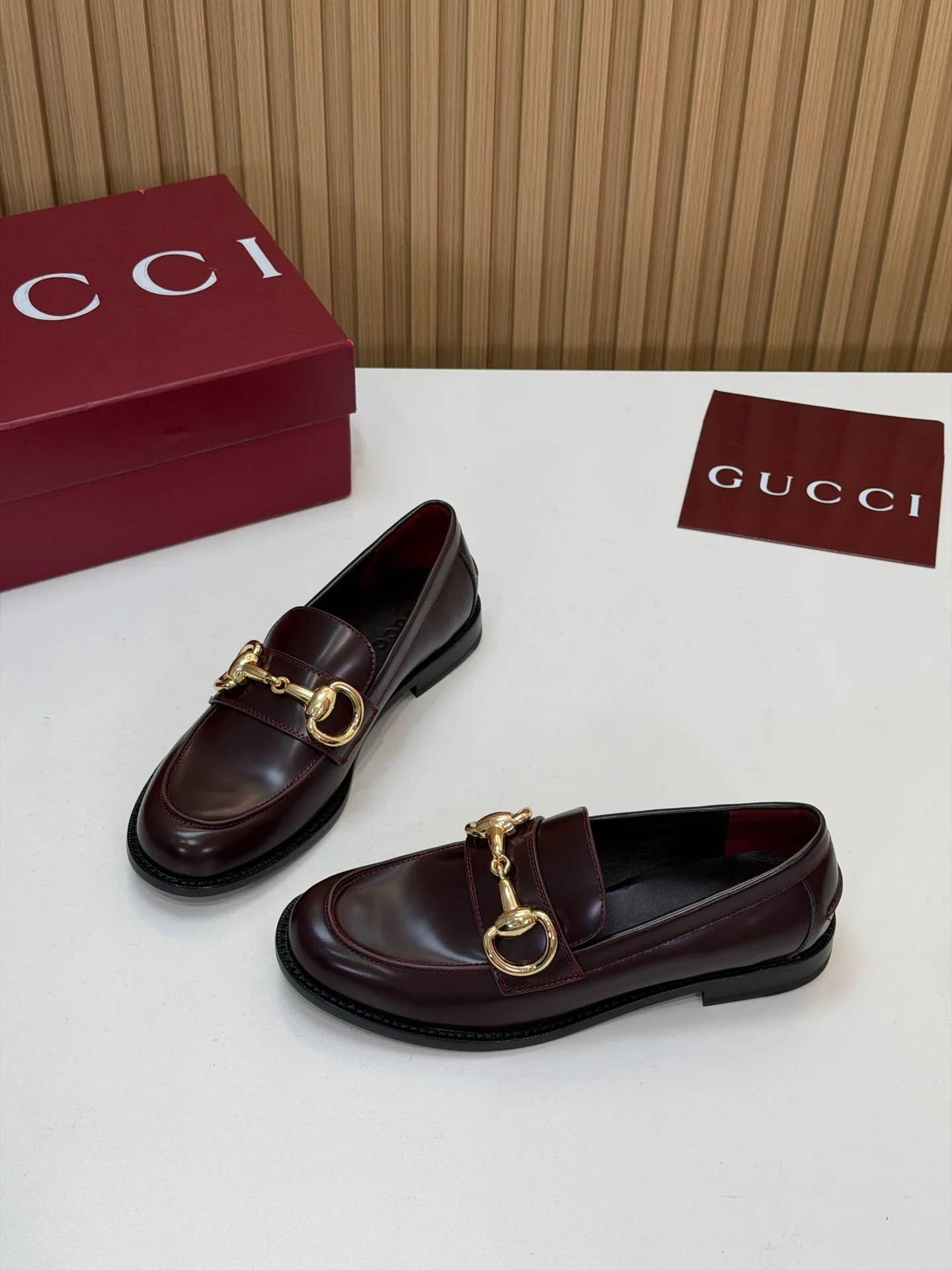 Women's Loafers And Moccasins GUCCI 18152943