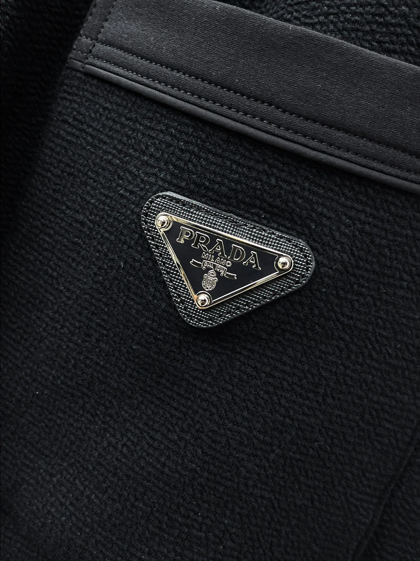 Men's Trousers PRADA 18197326