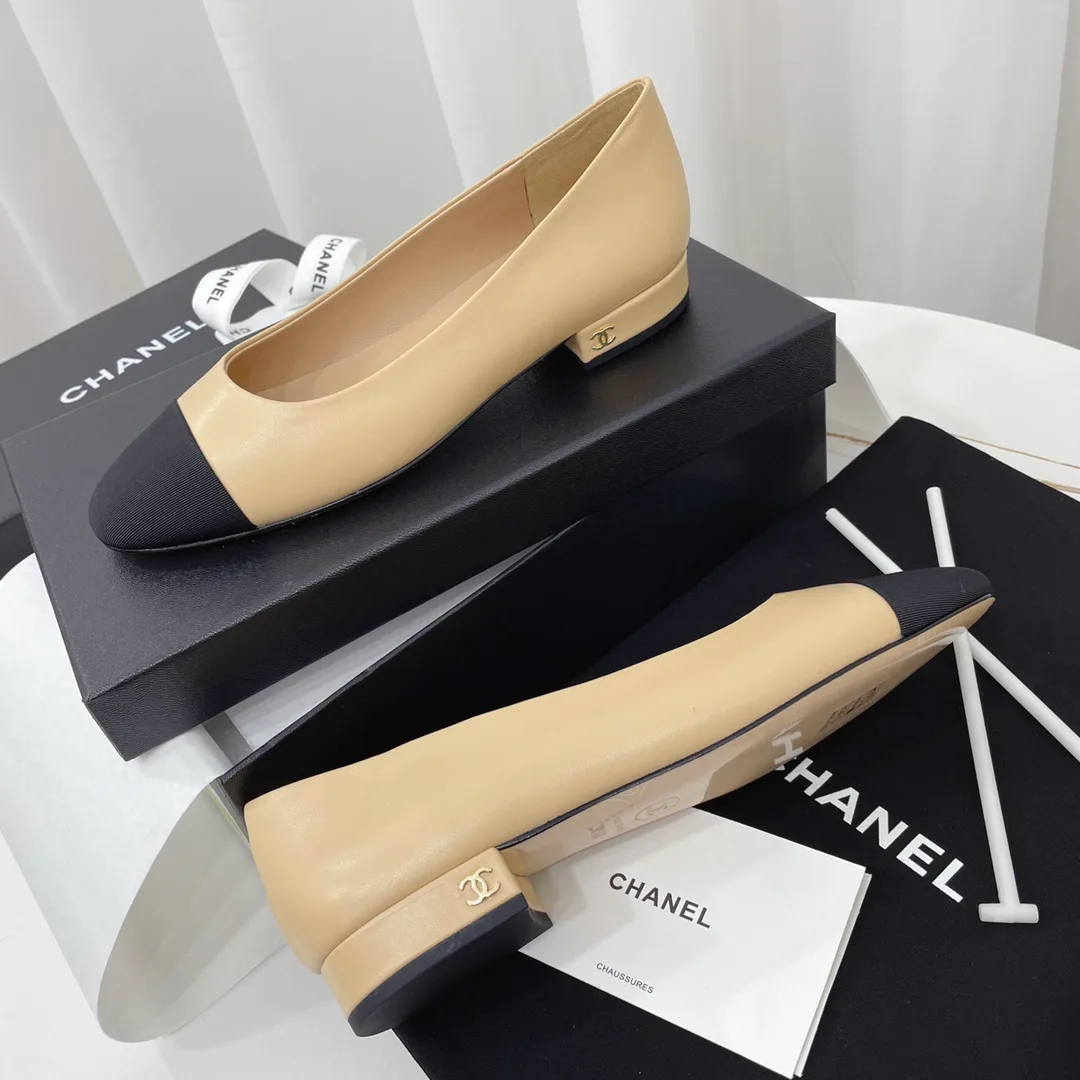 Women's Heels CHANEL 18083196