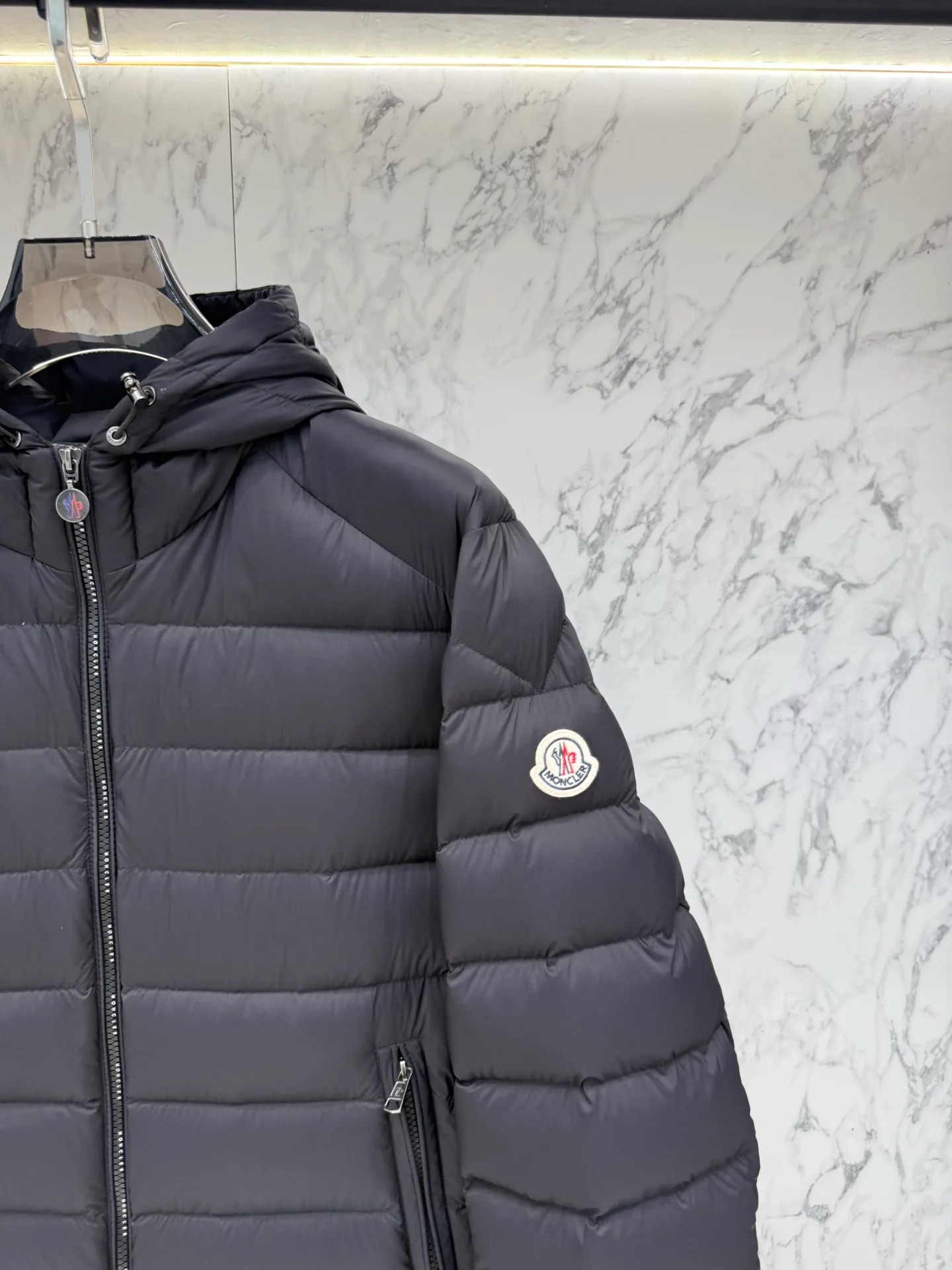 Куртки И Пуховики Мужские Moncler 18681322