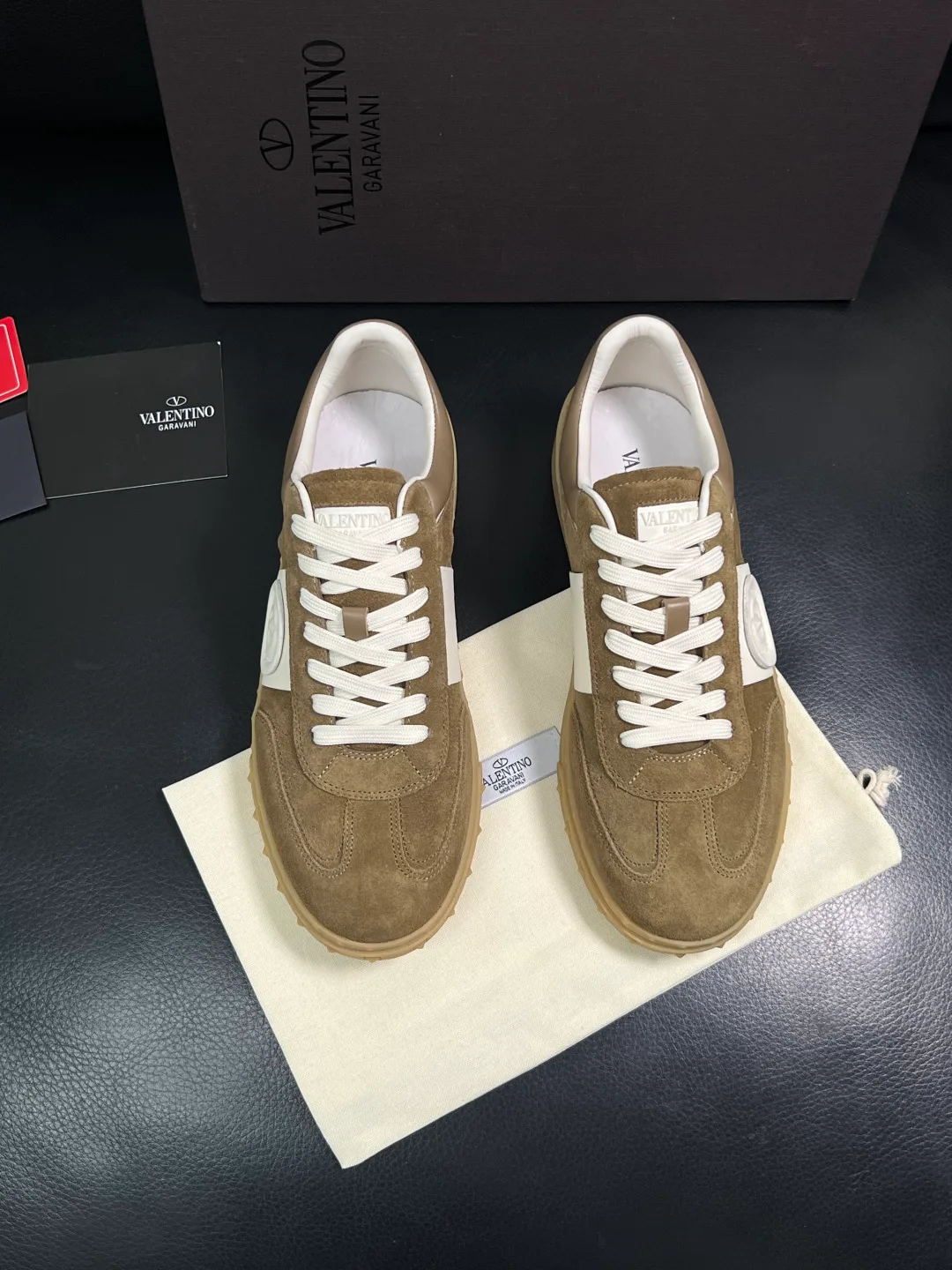 Women's Sneakers VALENTINO 17093909