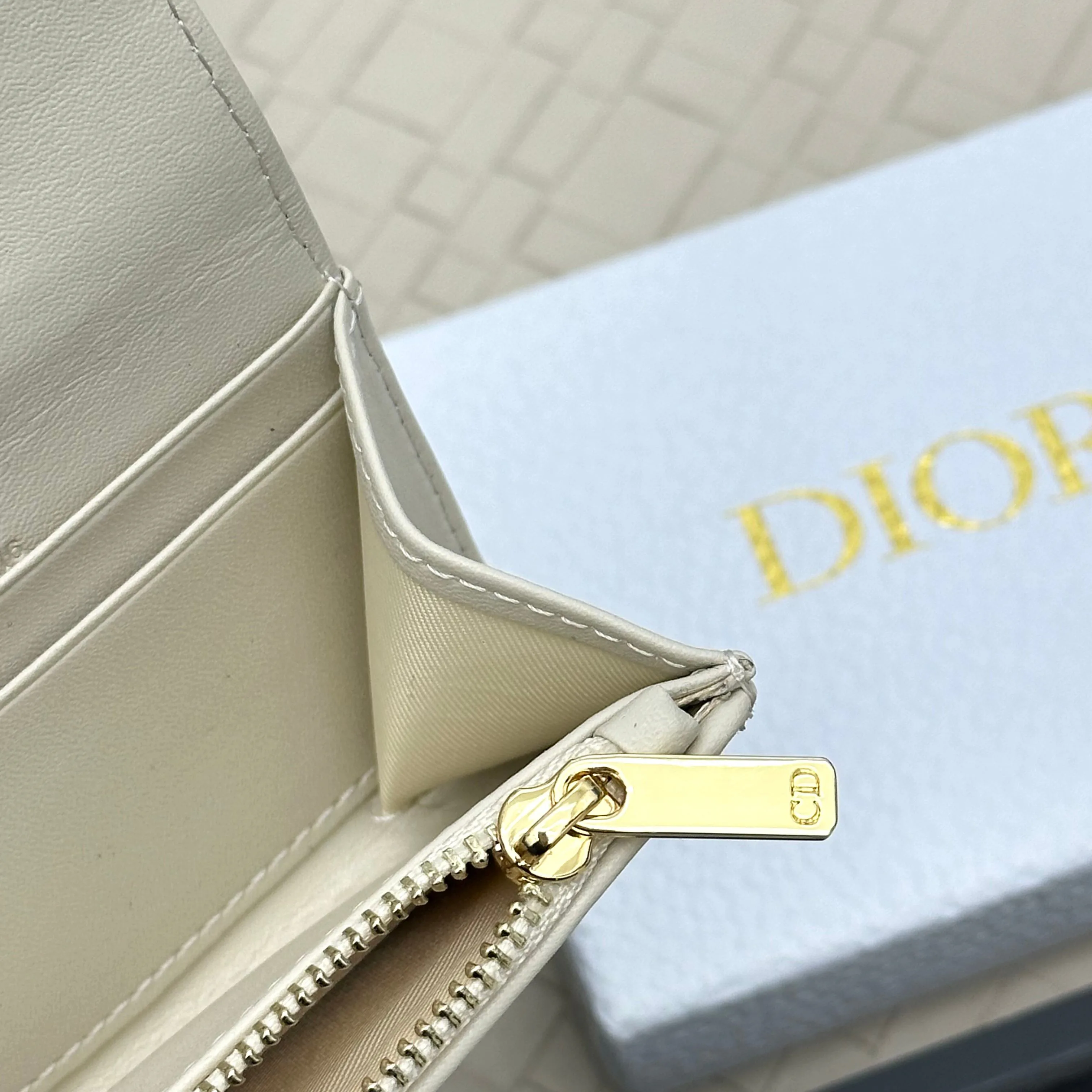 Women's Clutches CHRISTIAN DIOR 17447434