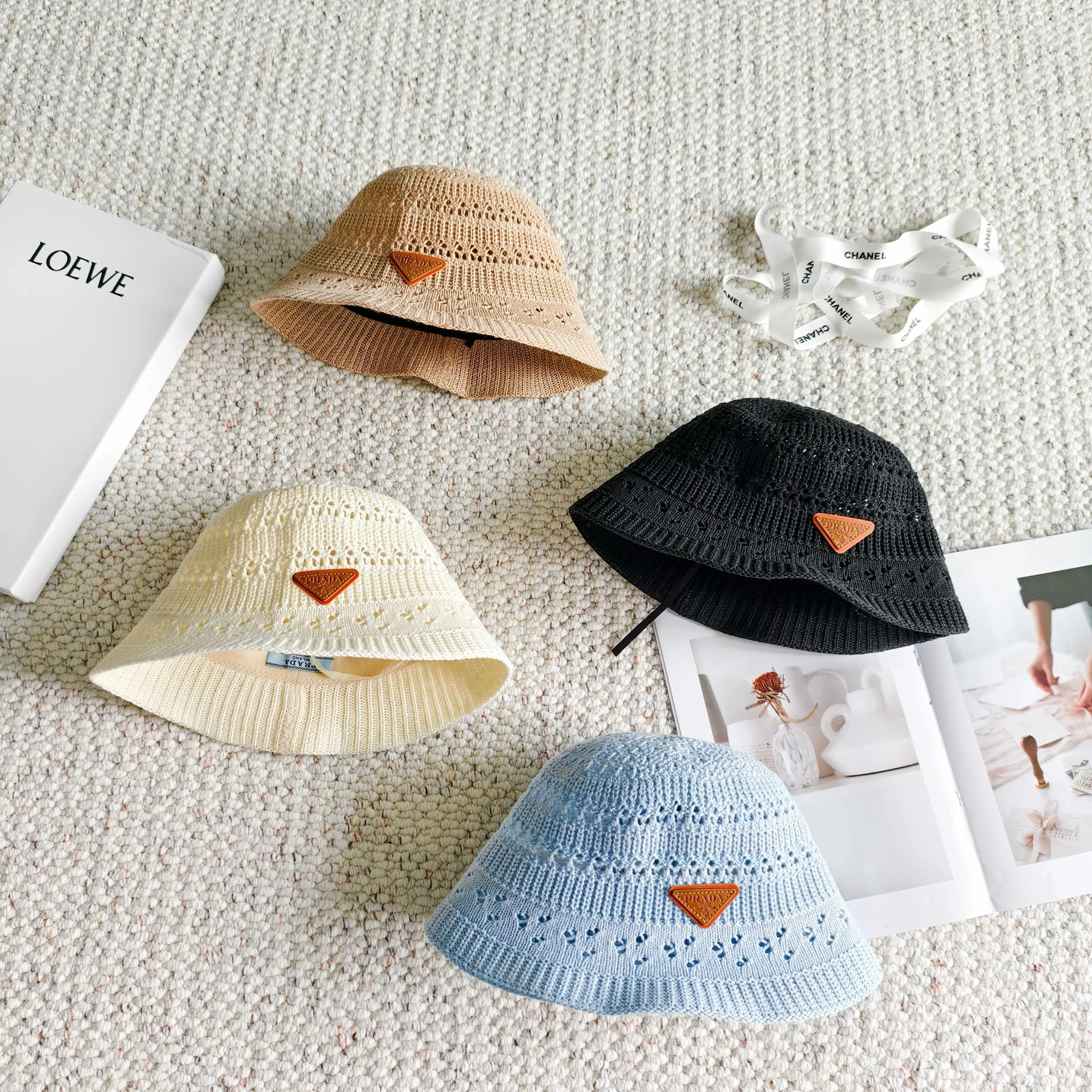 Hats PRADA 17631731