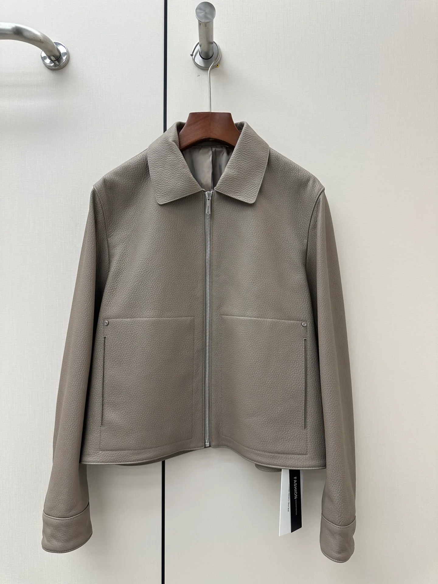 Women's Leather Jackets And Sheepskin Coats HERMES 18060879