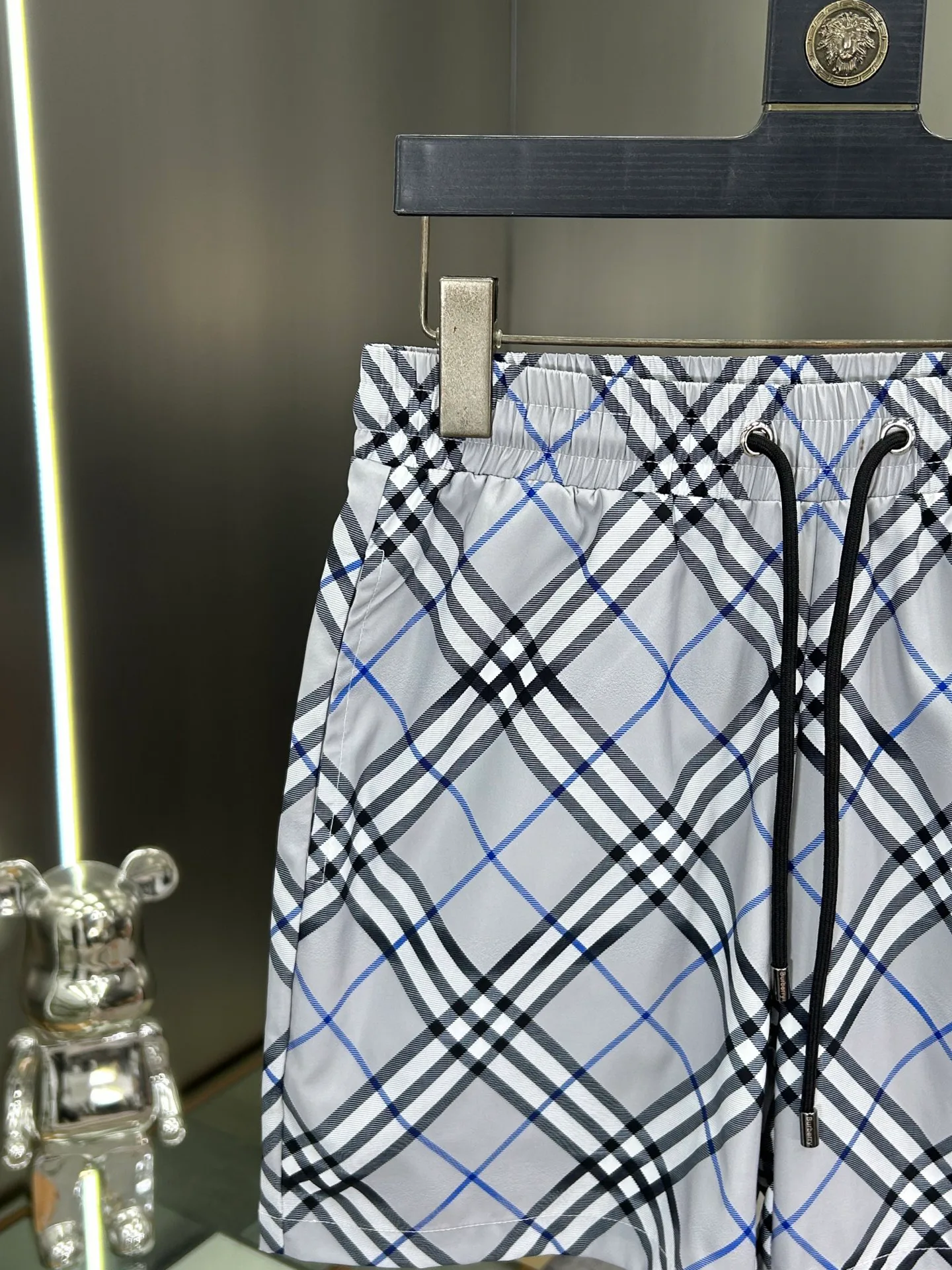 Men's Shorts BURBERRY 18000486