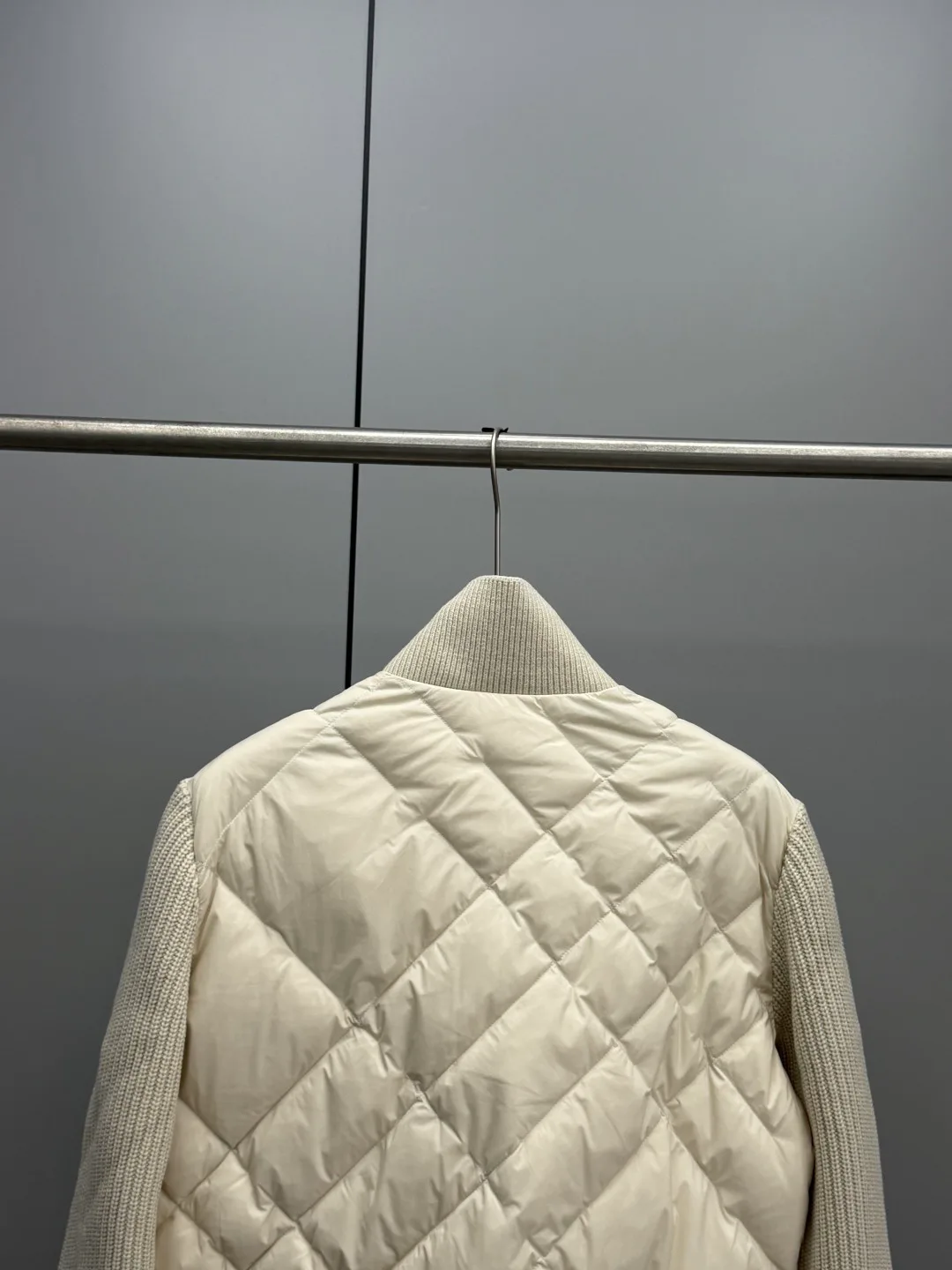 Women's Jackets And Down Jackets BURBERRY 18512970