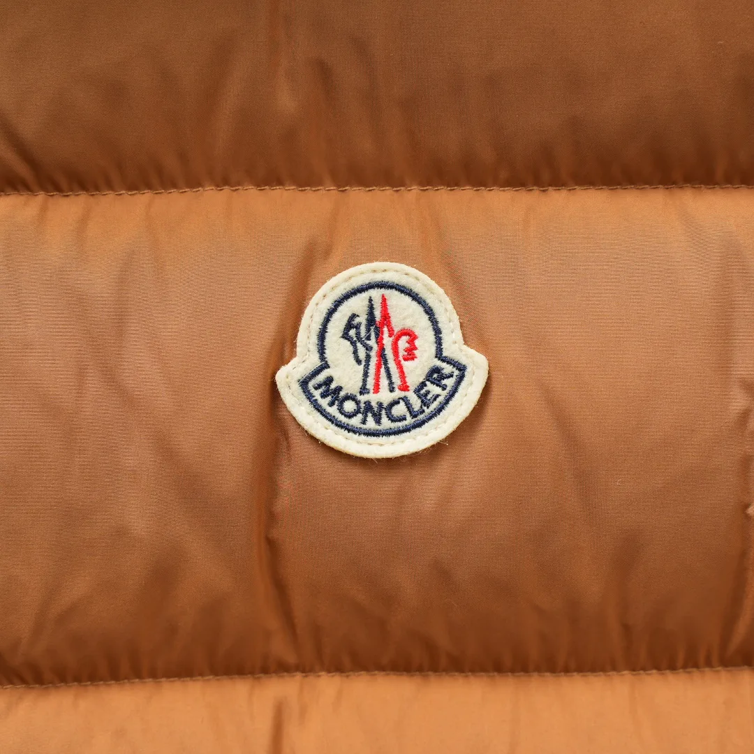 Women's Vests MONCLER 18455951