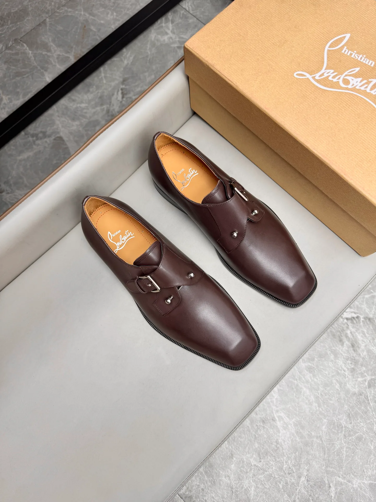 Men's Loafers And Dress Shoes CHRISTIAN LOUBOUTIN 17947165