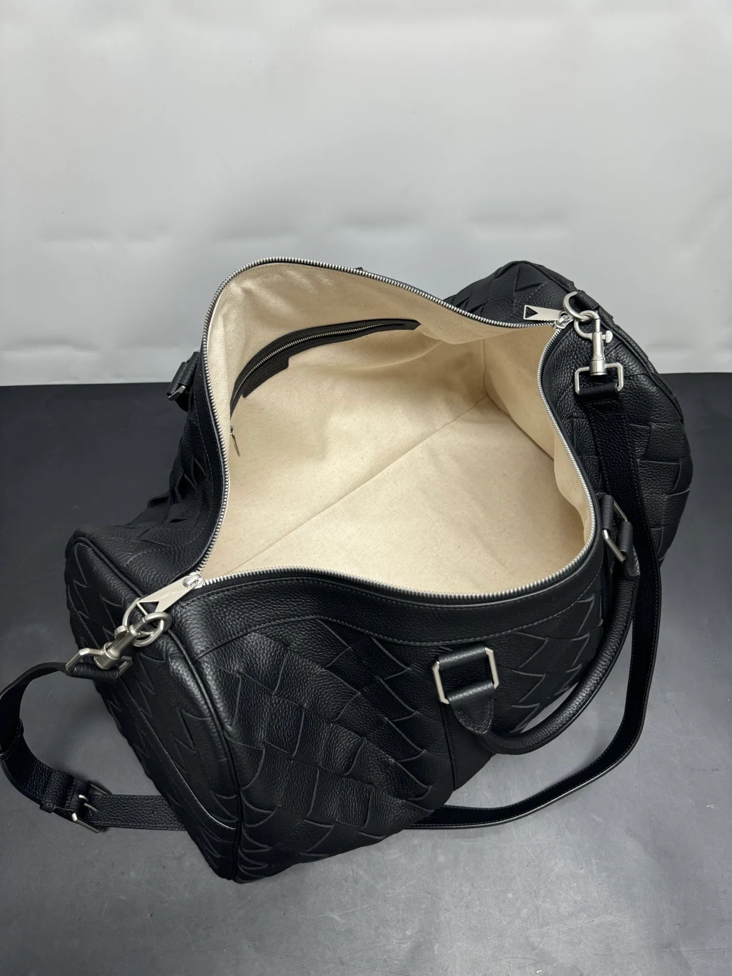 Women's Travel Bags BOTTEGA VENETA 17906747