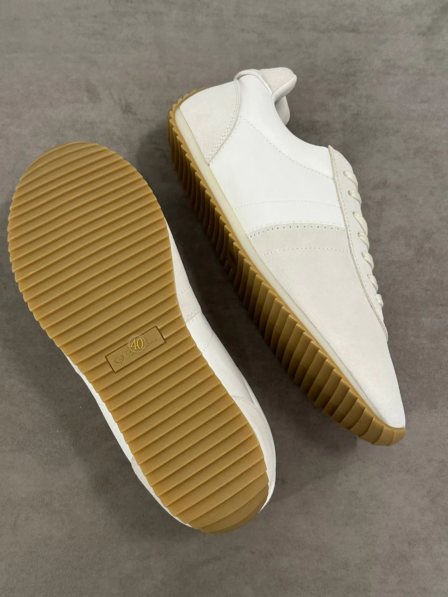 Women's Sneakers LORO PIANA 18267430