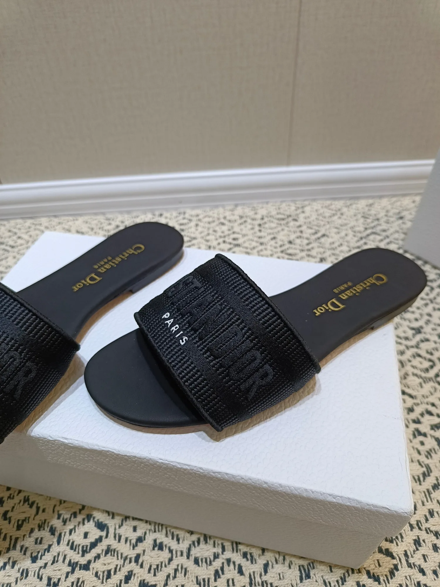 Women's Flip-Flops CHRISTIAN DIOR 17805882