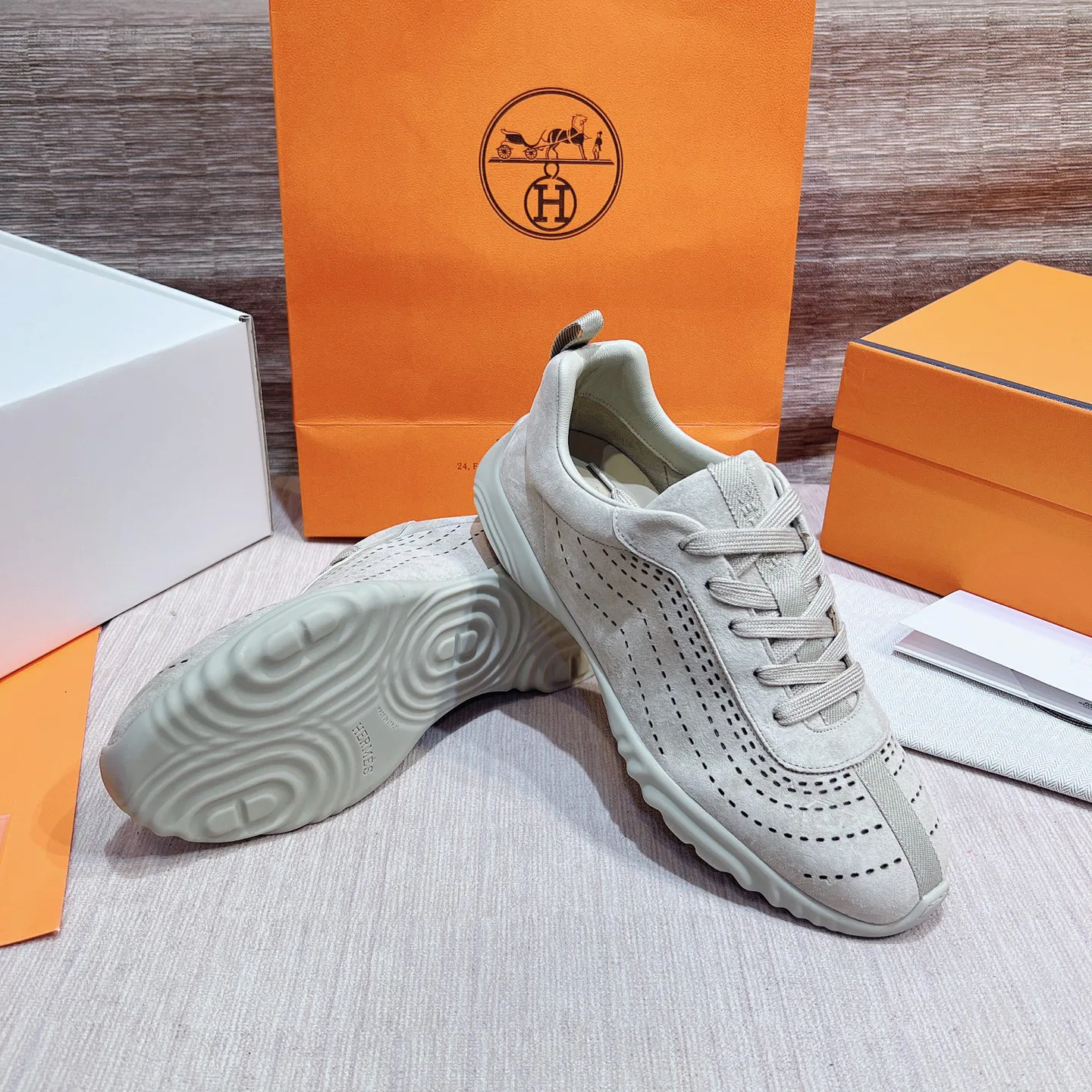 Women's Sneakers HERMES 17749561