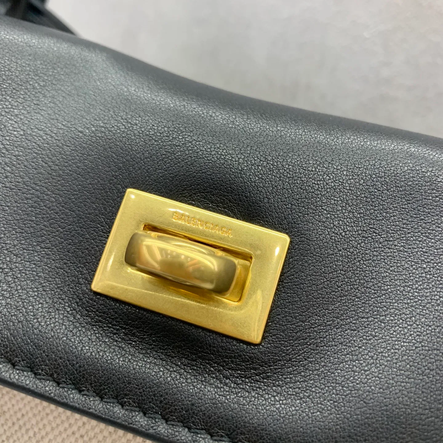 Women's Classic Handbags BALENCIAGA 18136006
