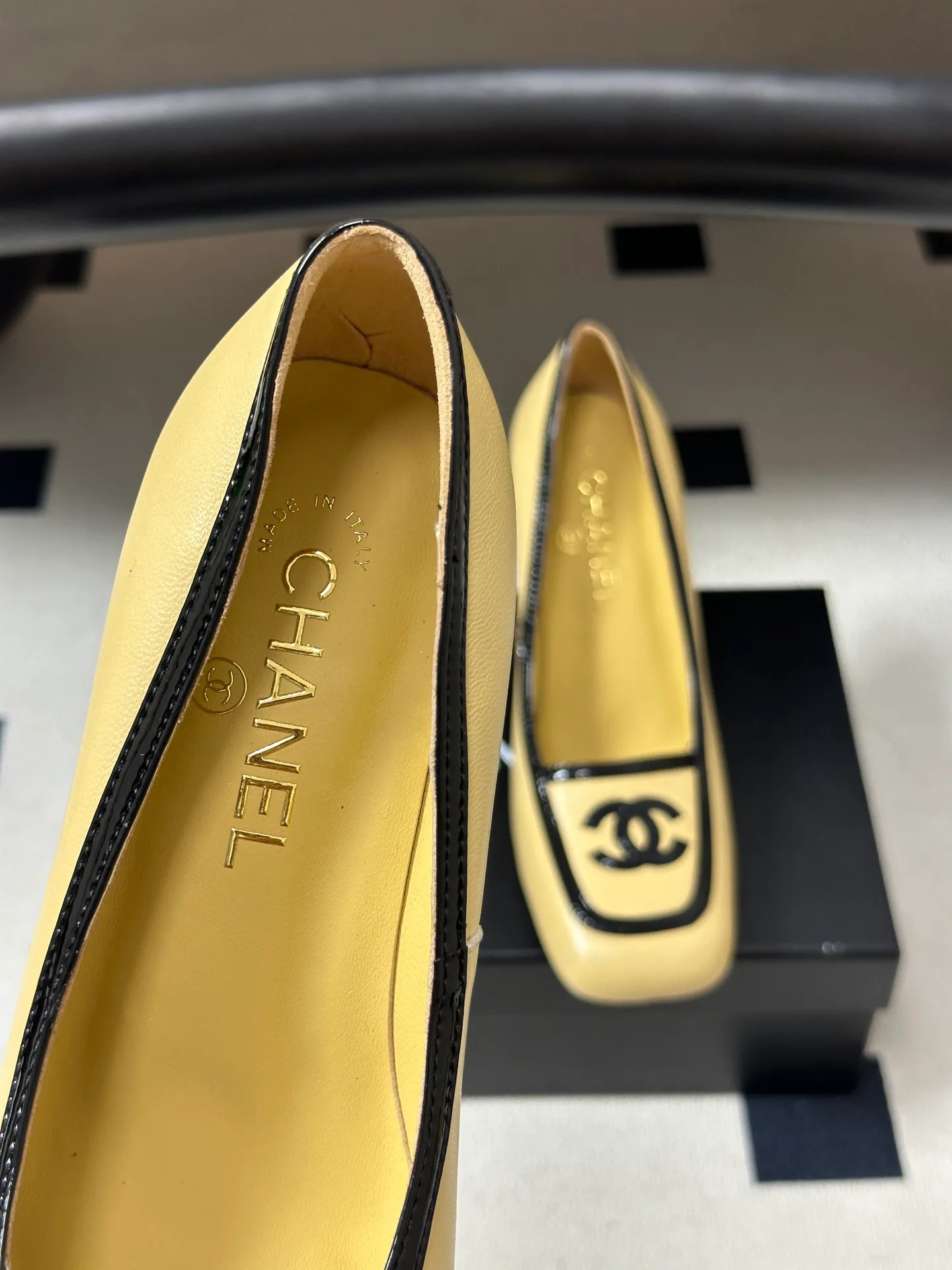 Women's Heels CHANEL 18041911