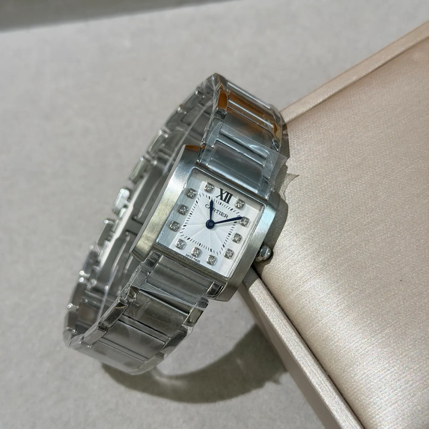 Women's Watches CARTIER 17650367