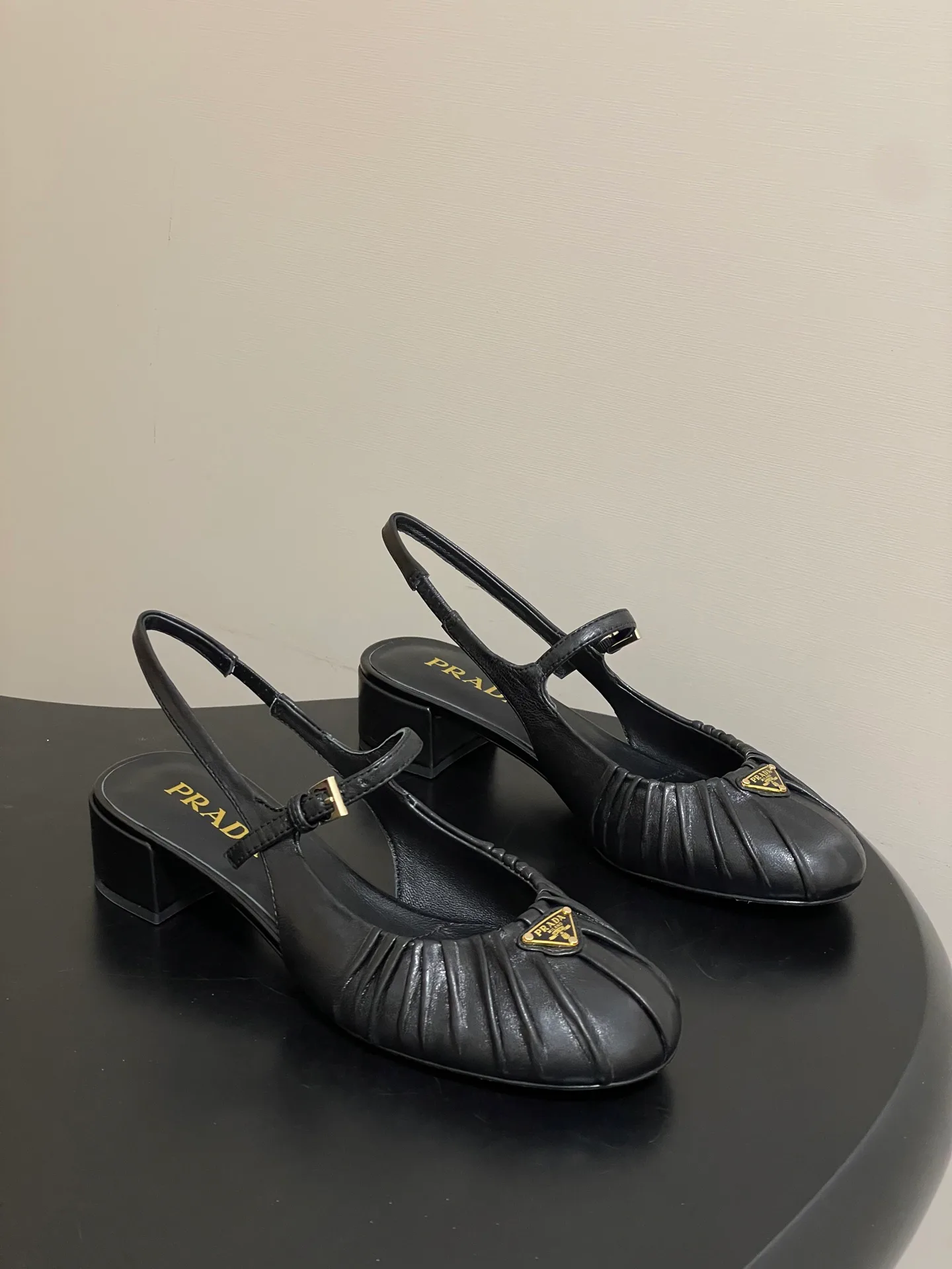 Women's Open-Toe Sandals PRADA 18492542