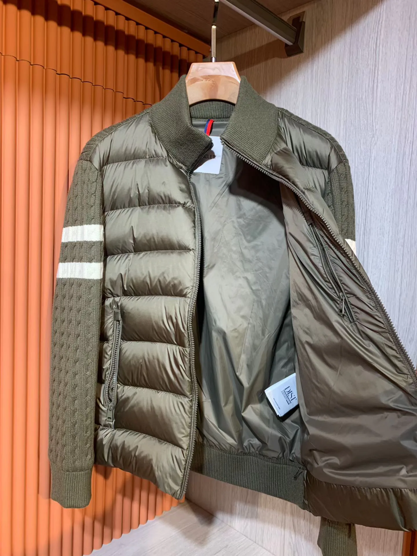 Men's Jackets And Down Jackets MONCLER 18084406