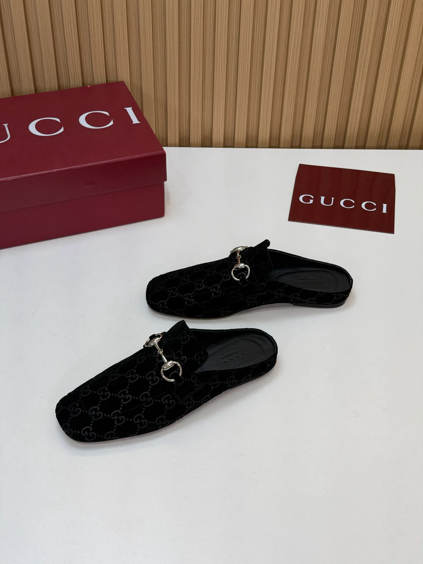 Women's Mules And Clogs GUCCI 18083800