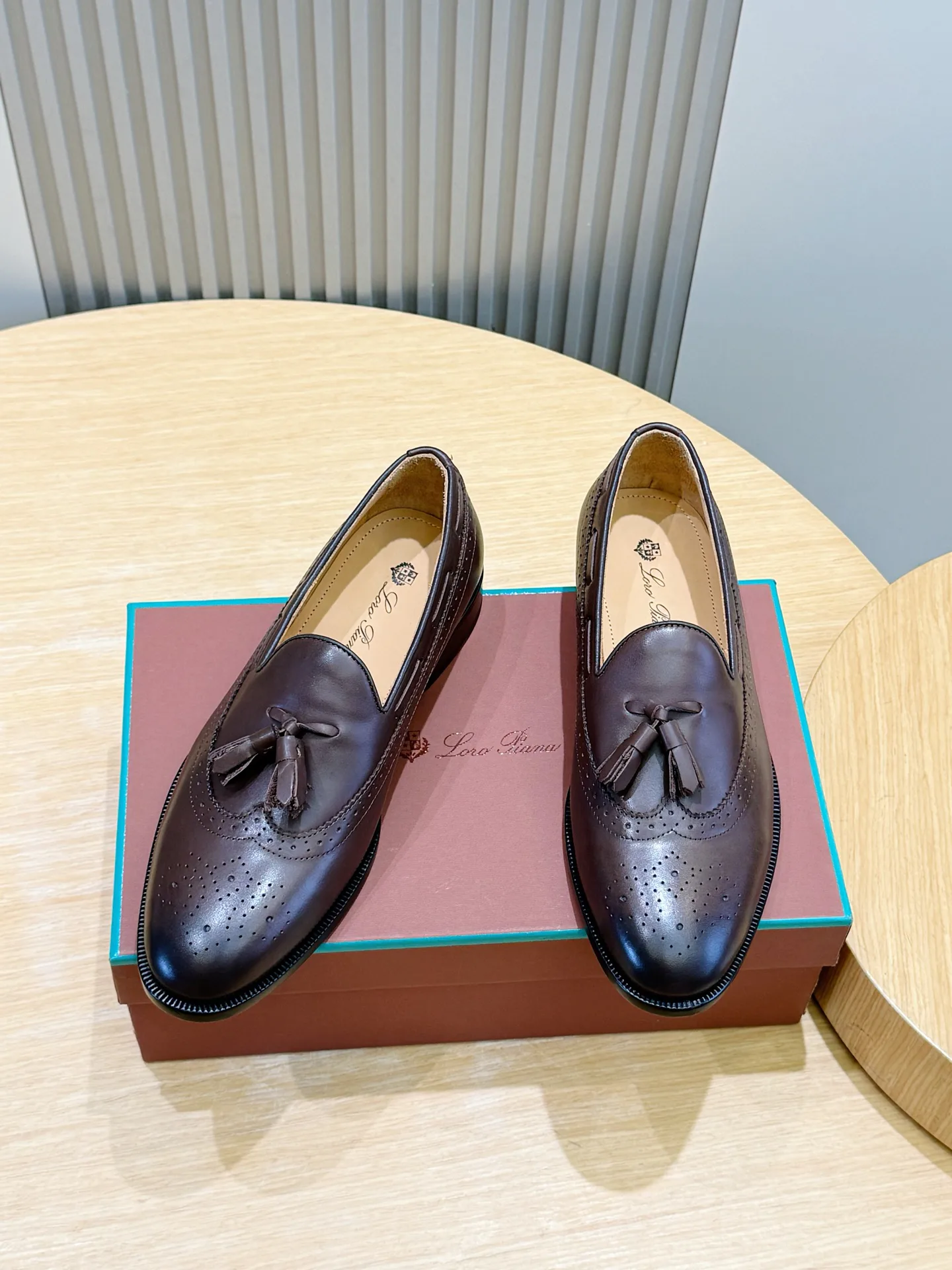Men's Loafers And Dress Shoes LORO PIANA 18018197