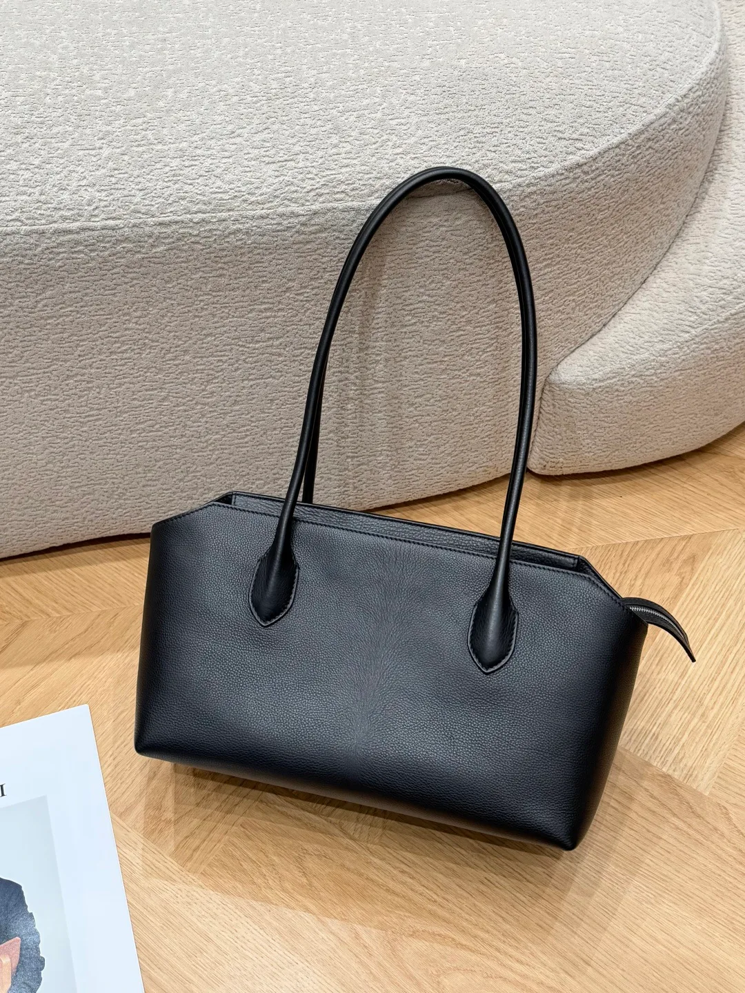 Women's Classic Handbags THE ROW 18070672