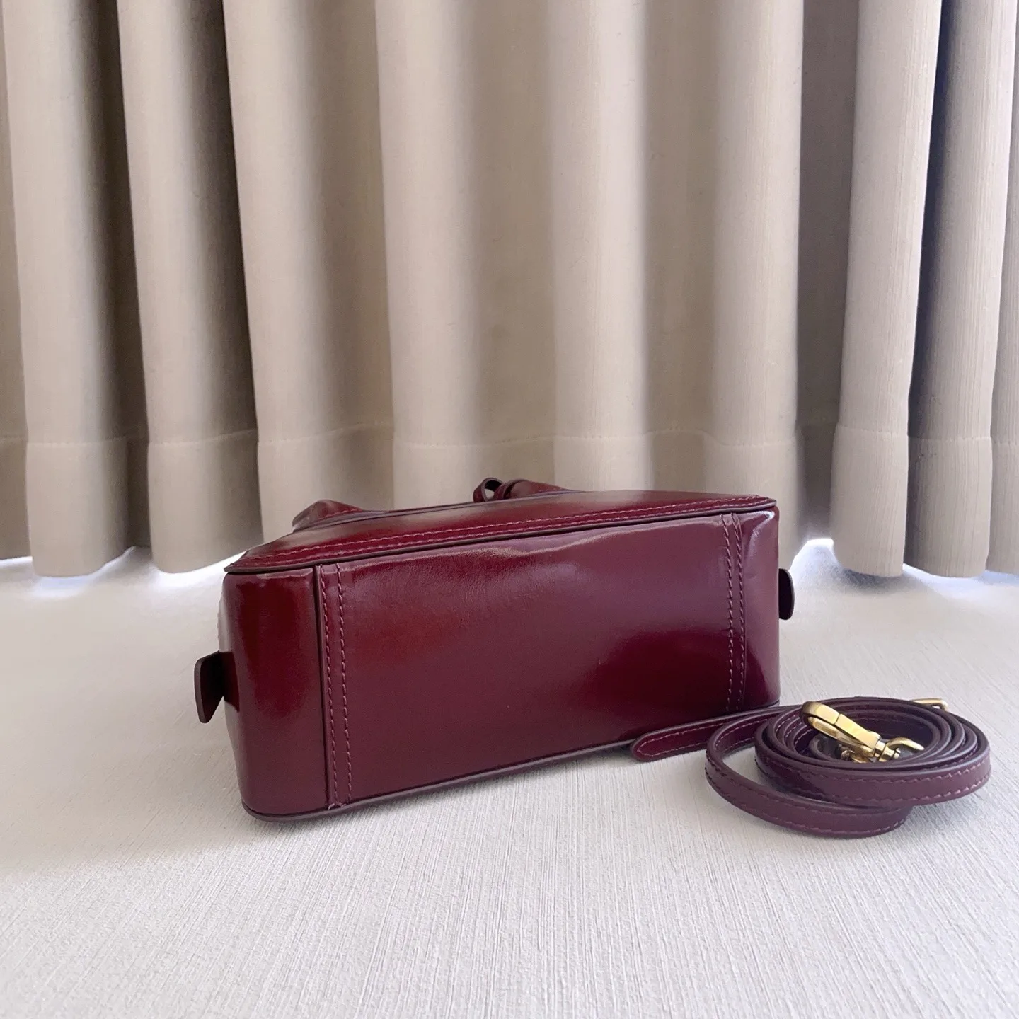 Women's Classic Handbags MIU MIU 18401335