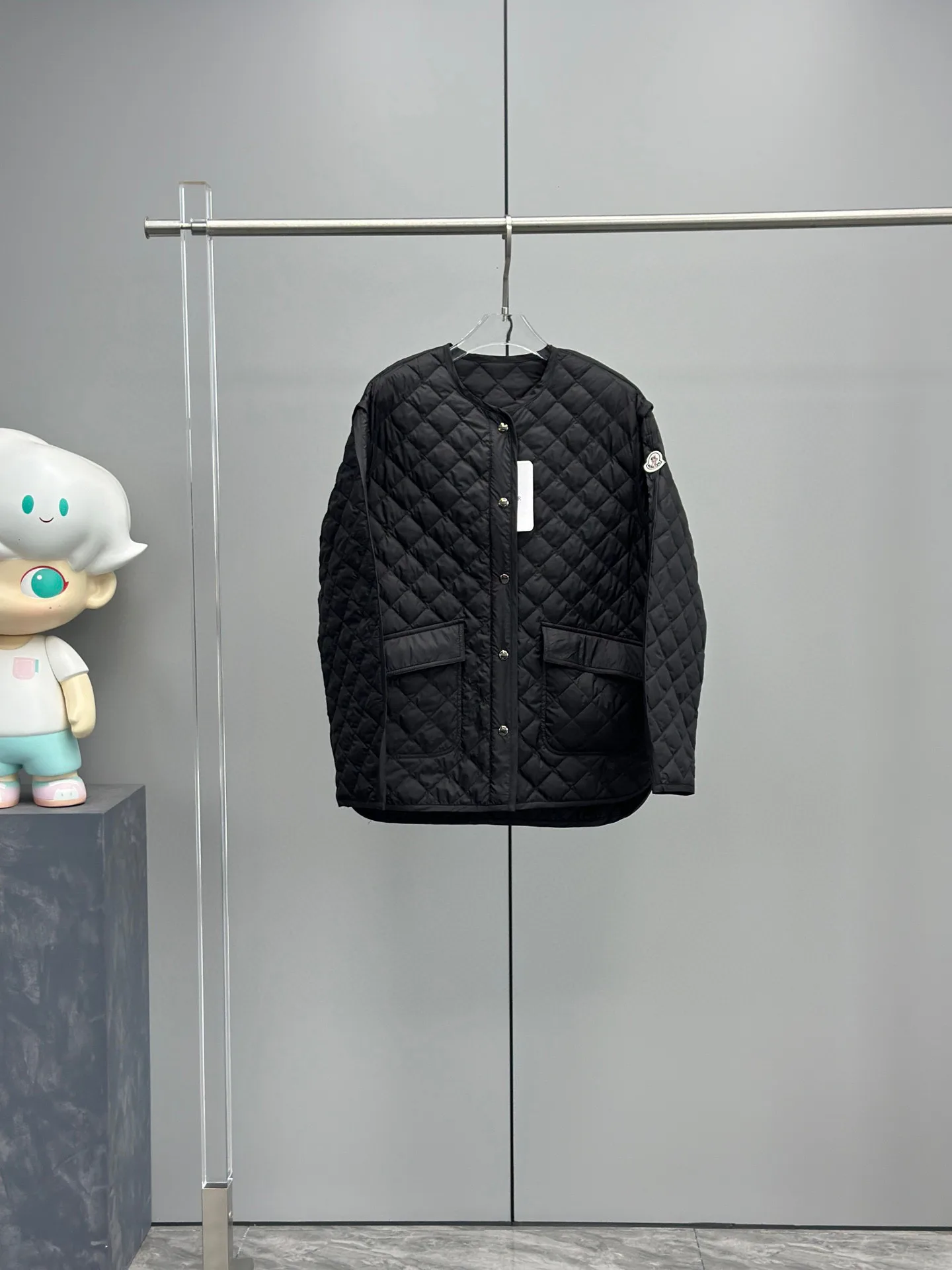 Women's Jackets And Down Jackets MONCLER 17094179