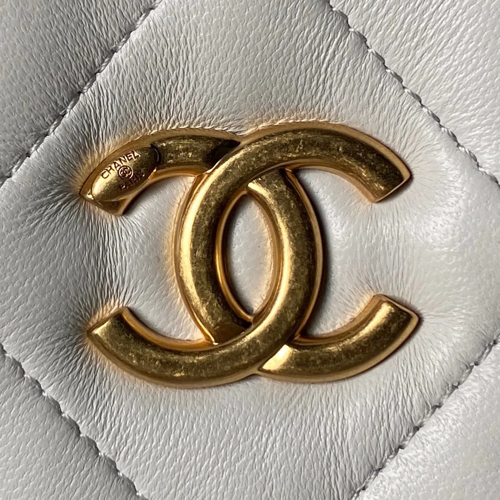 Women's Classic Handbags CHANEL 18207775