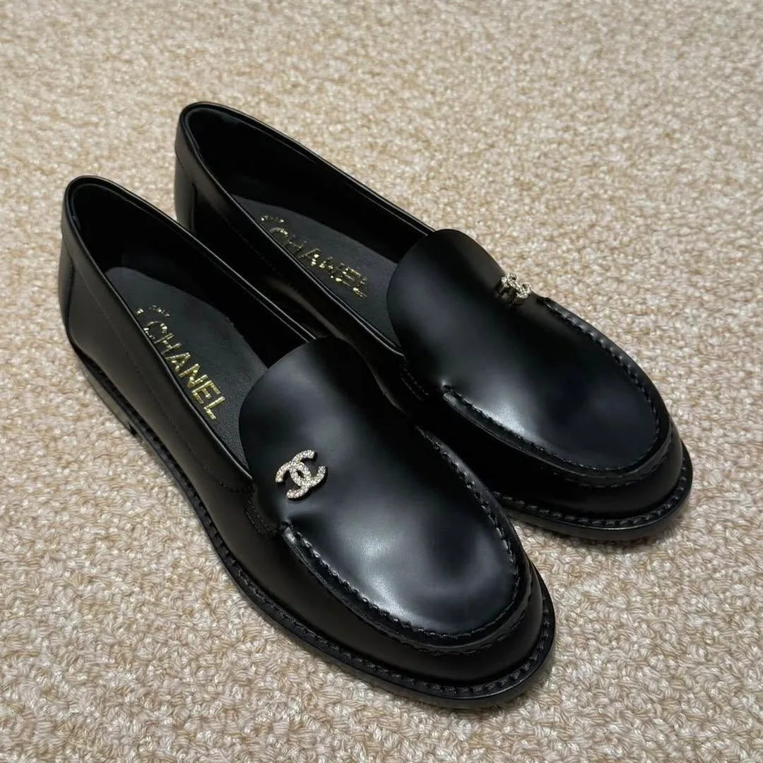 Women's Loafers And Moccasins CHANEL 18450786