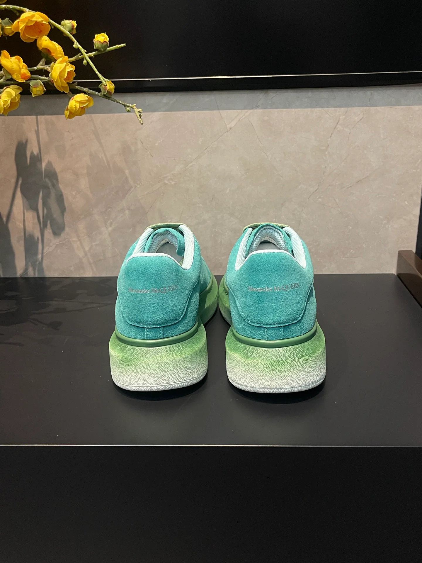 Women's Sneakers ALEXANDER MCQUEEN 17827922