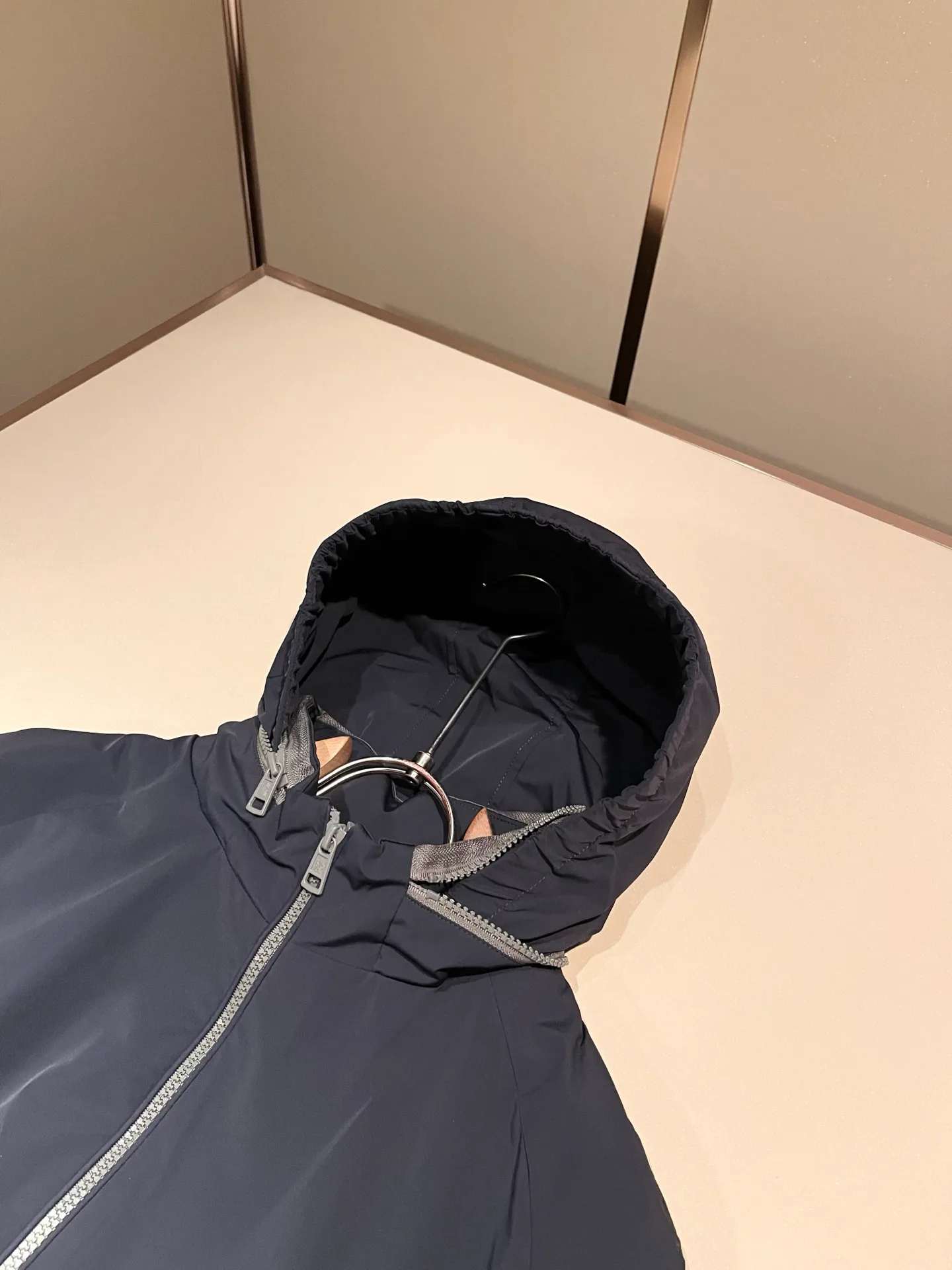 Men's Jackets And Down Jackets MONCLER 18343352