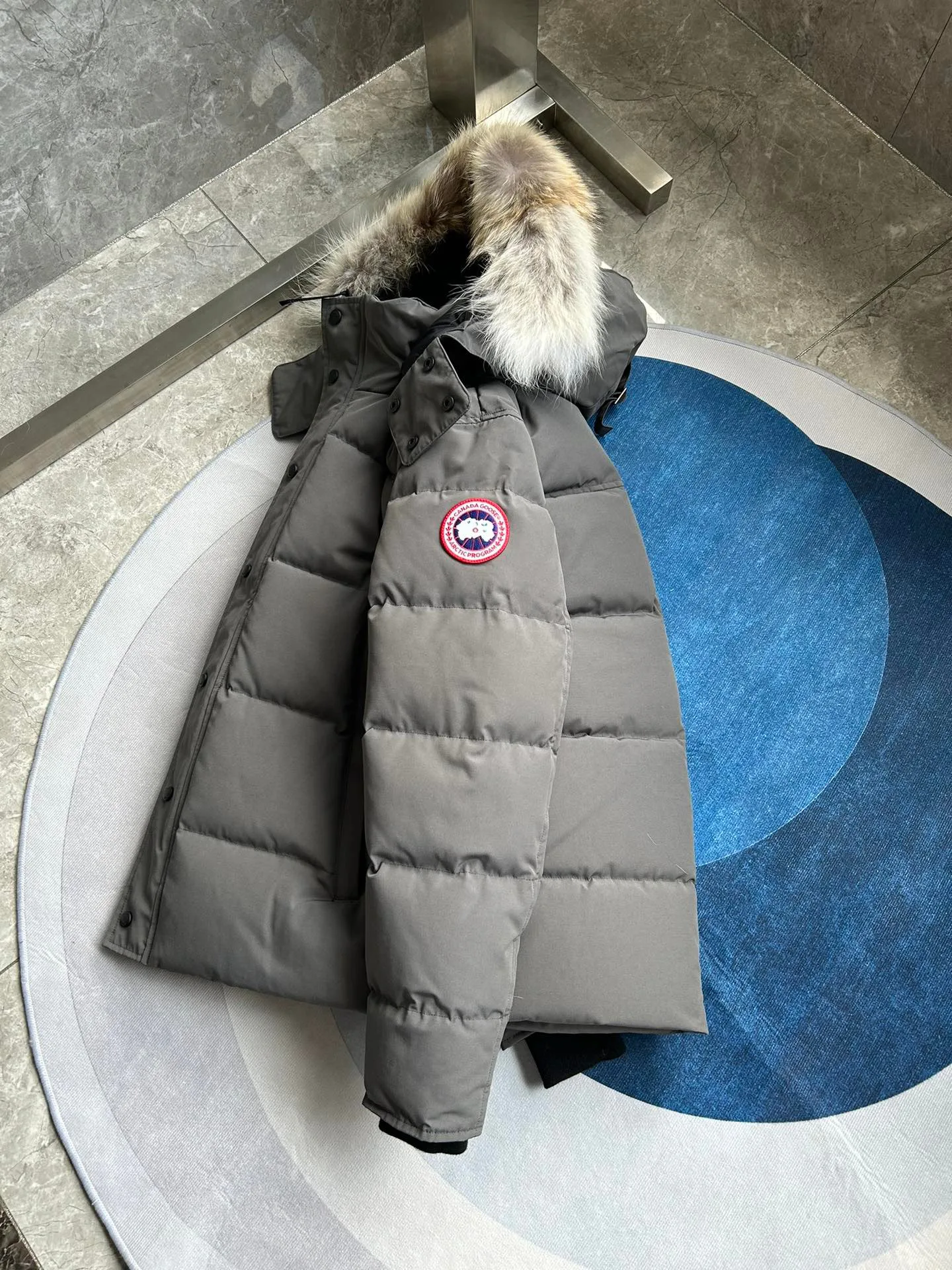 Men's Jackets And Down Jackets CANADA GOOSE 18111617
